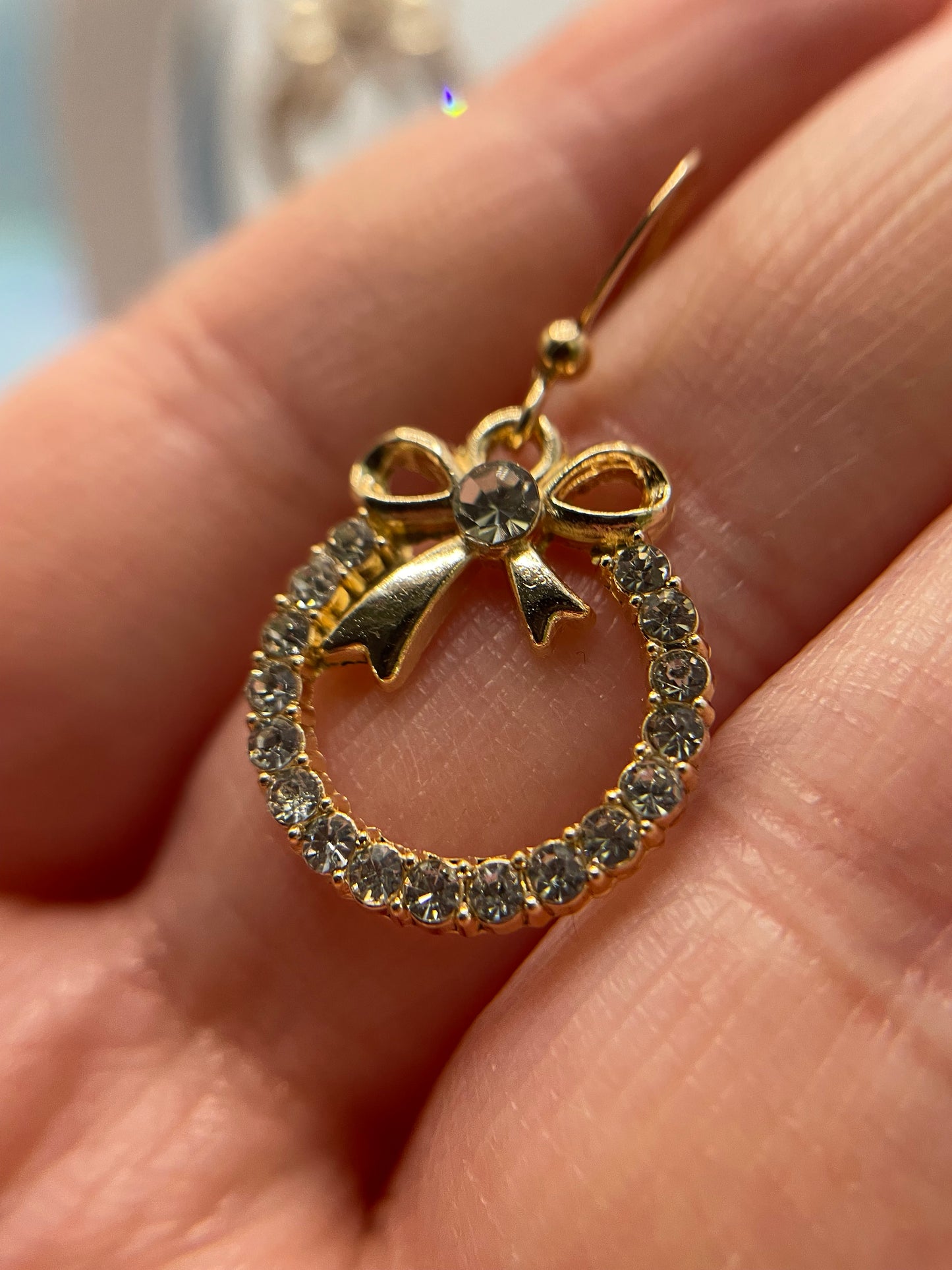 Boucles d'oreilles cercle en zircone avec boucle en or