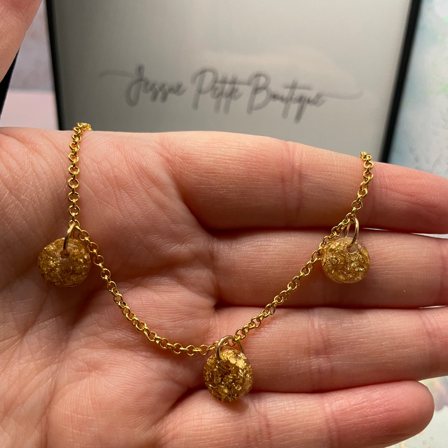 Collier avec ronds dorés - 18''