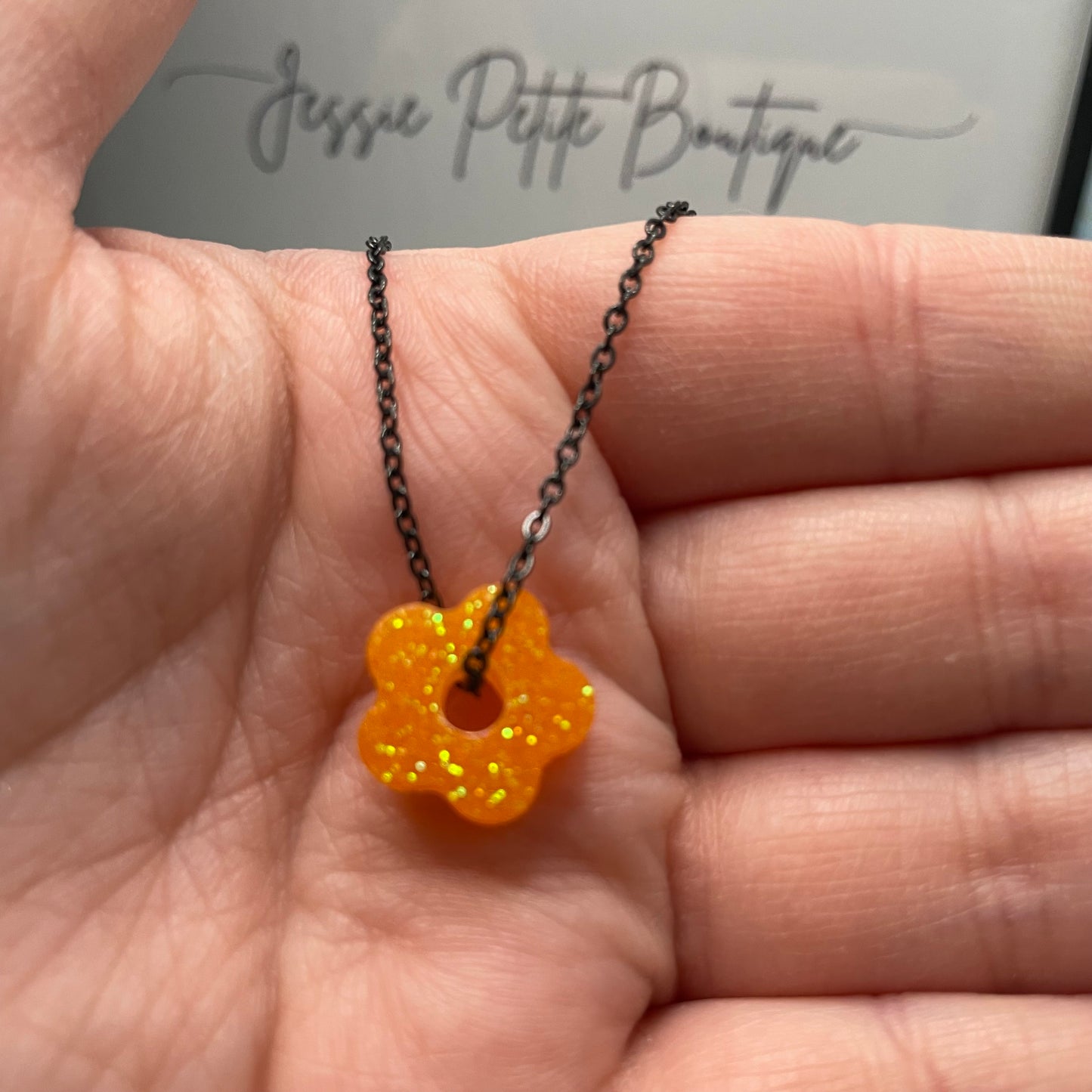Collier fleur orange scintillante -Sans nickel