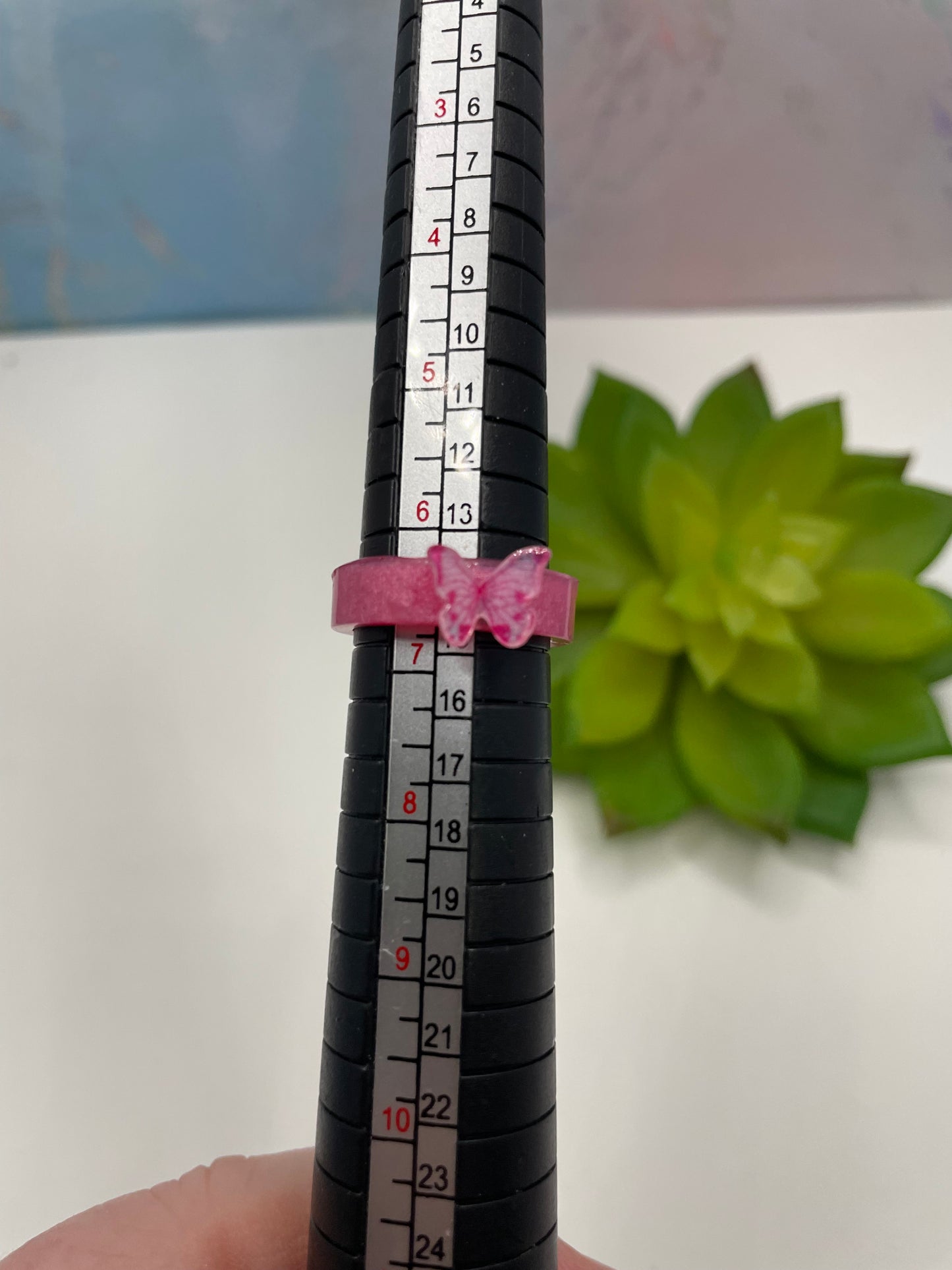 Bague Rose en résine avec papillon-Taille 6½US