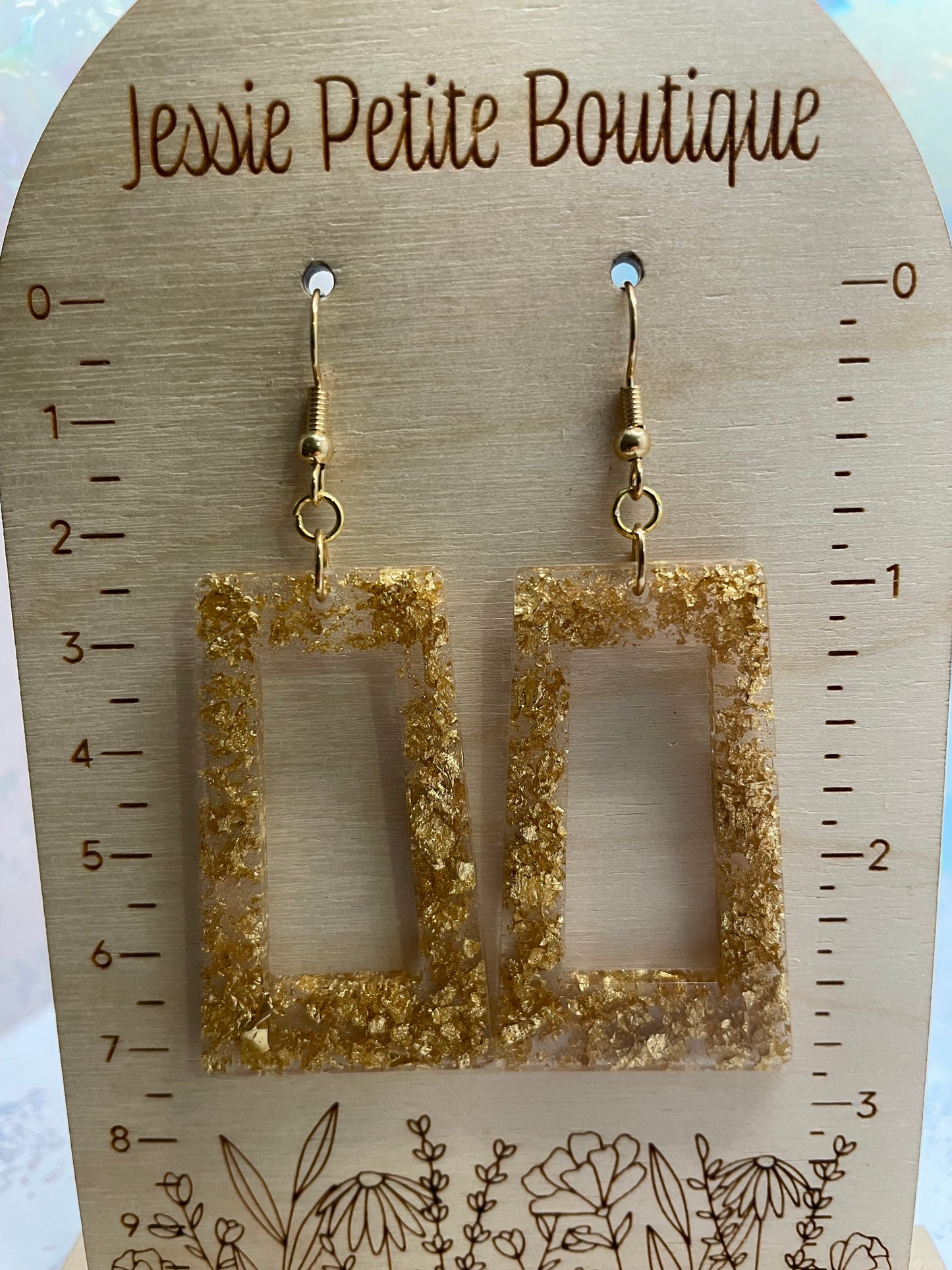 Boucles d'oreilles rectangulaires en résine avec feuille d'or