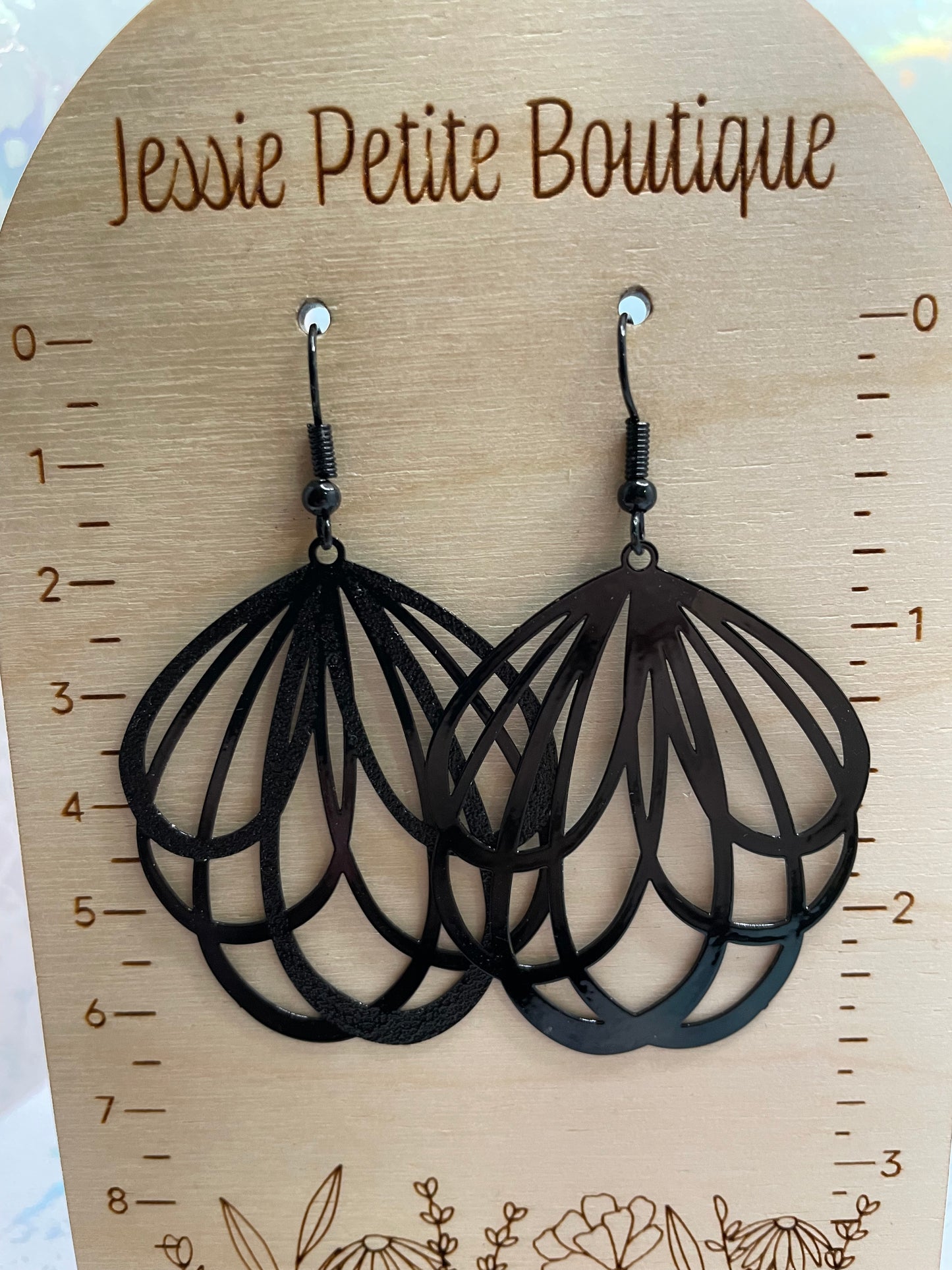 Boucles d'oreilles pendantes ovales noires