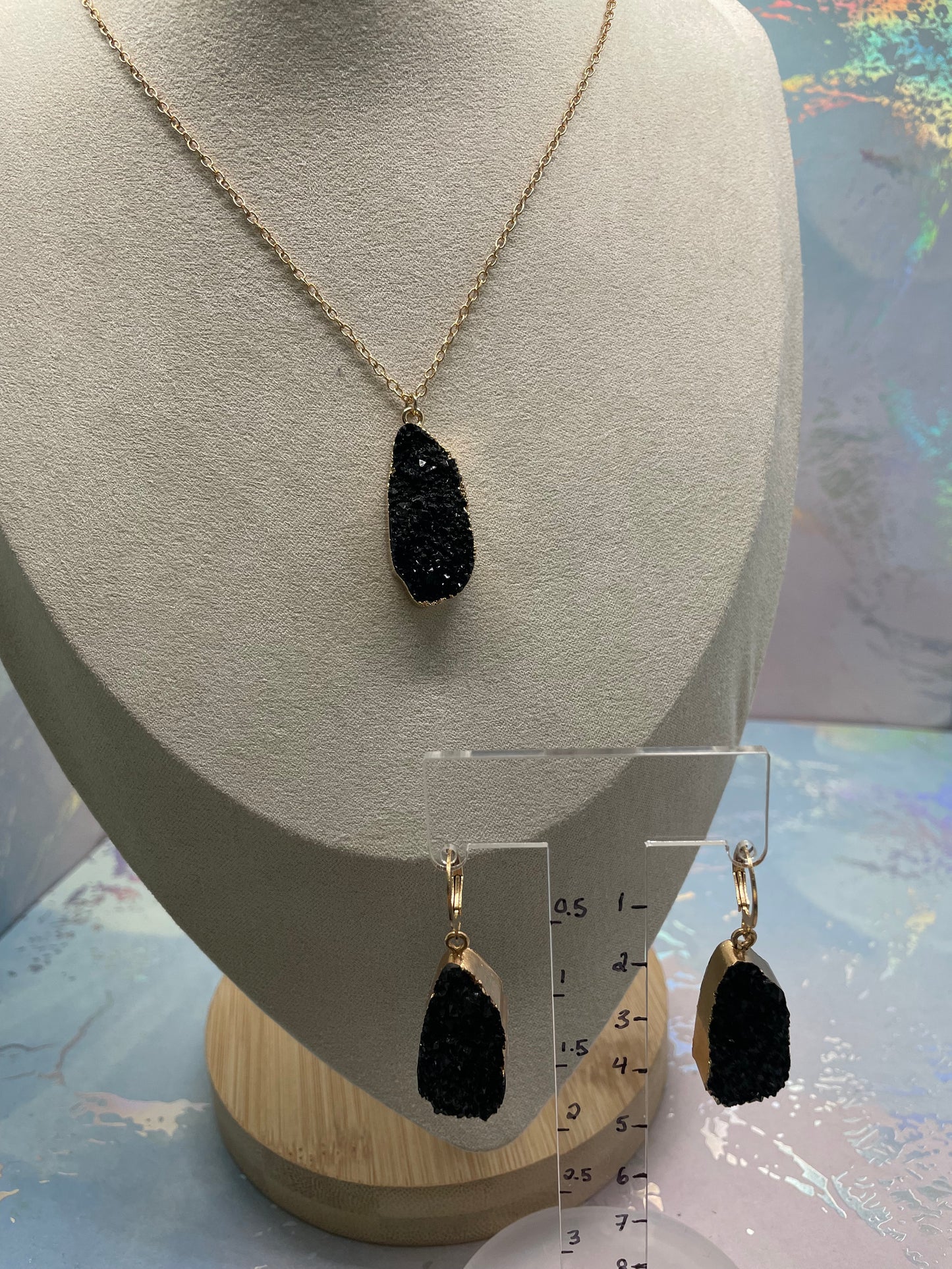 Ensemble fausses pierres noires ovales