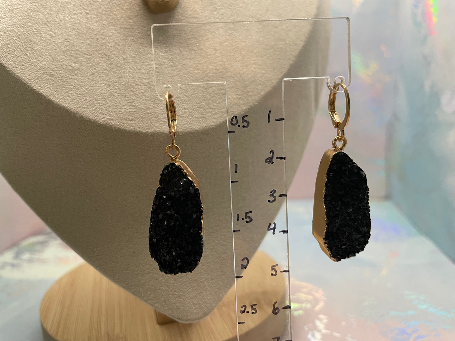 Ensemble fausses pierres noires ovales