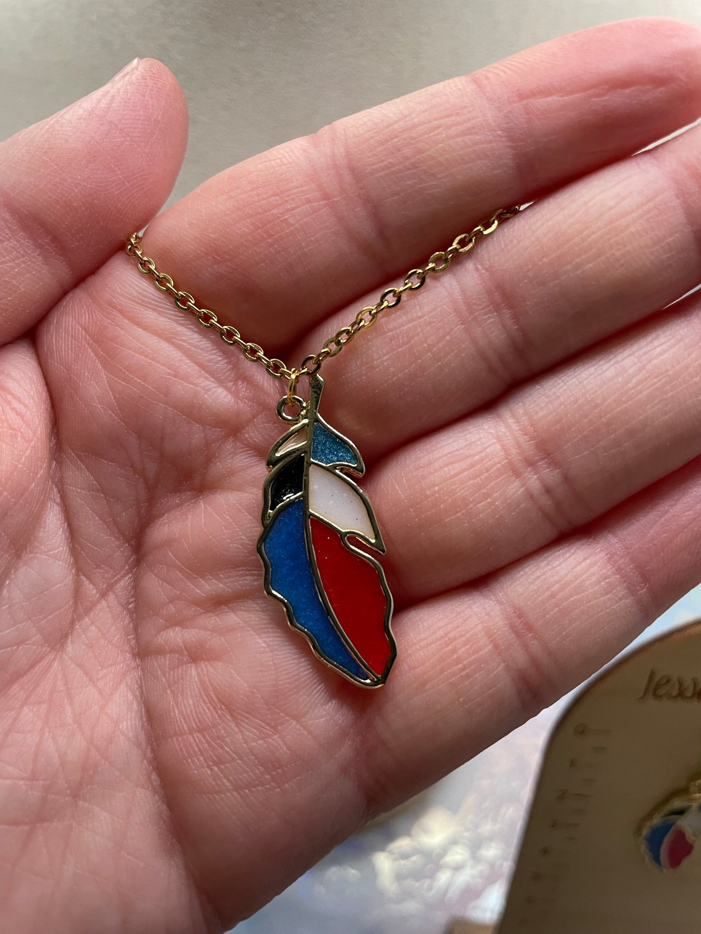 Ensemble Plume Rouge+Bleu+Noir+Blanc+Or-Sans Nickel