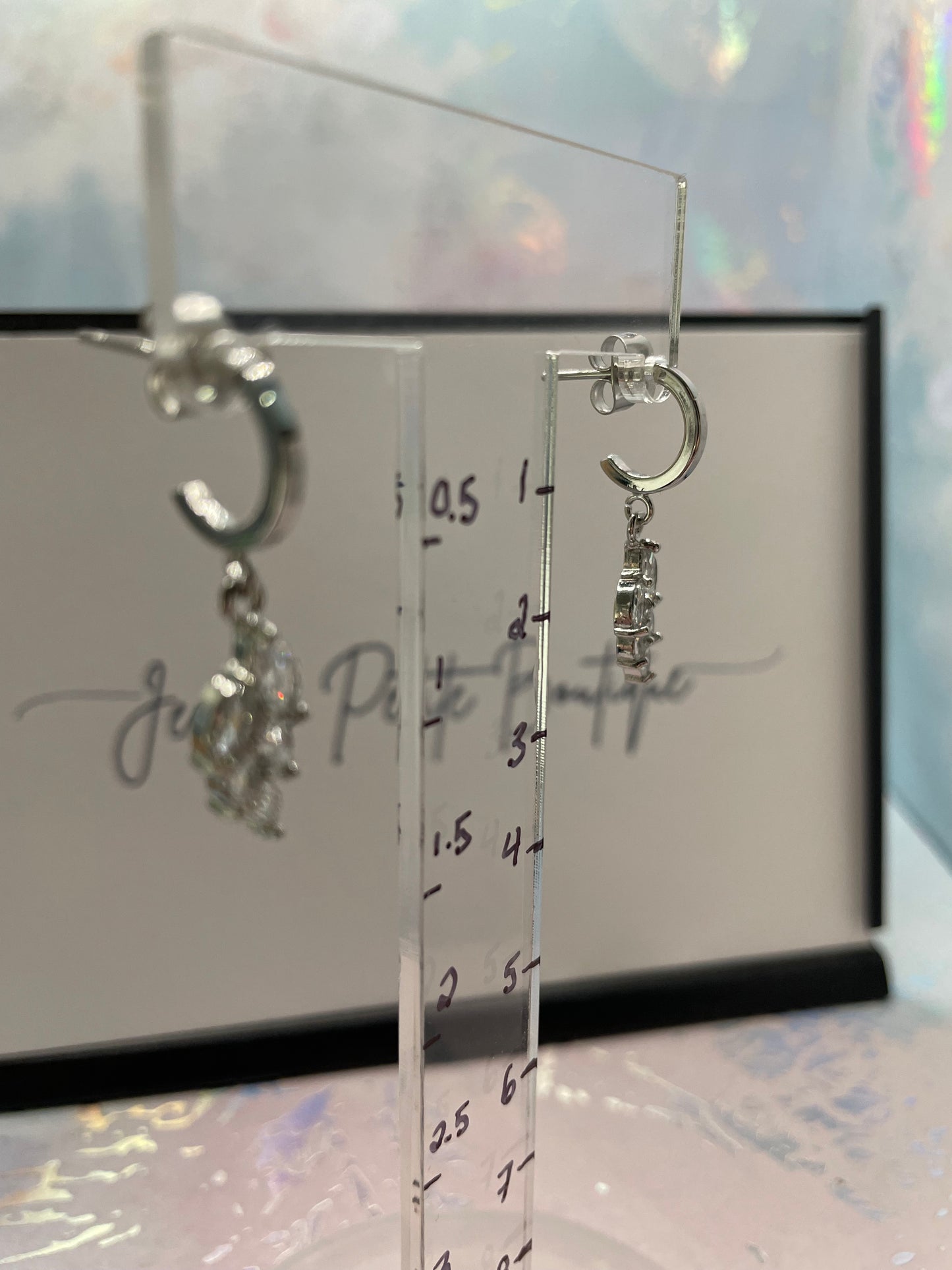 Boucles d’oreilles pendantes Feuille en zircon-Sans Nickel