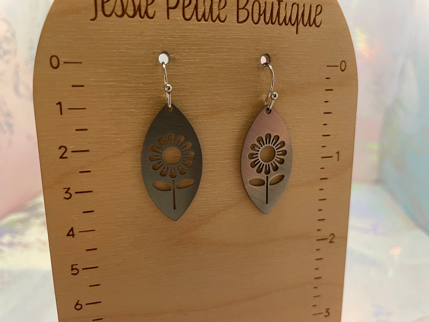 Boucles d’oreilles Marguerite Ovales Pointues- Acier Inoxydable