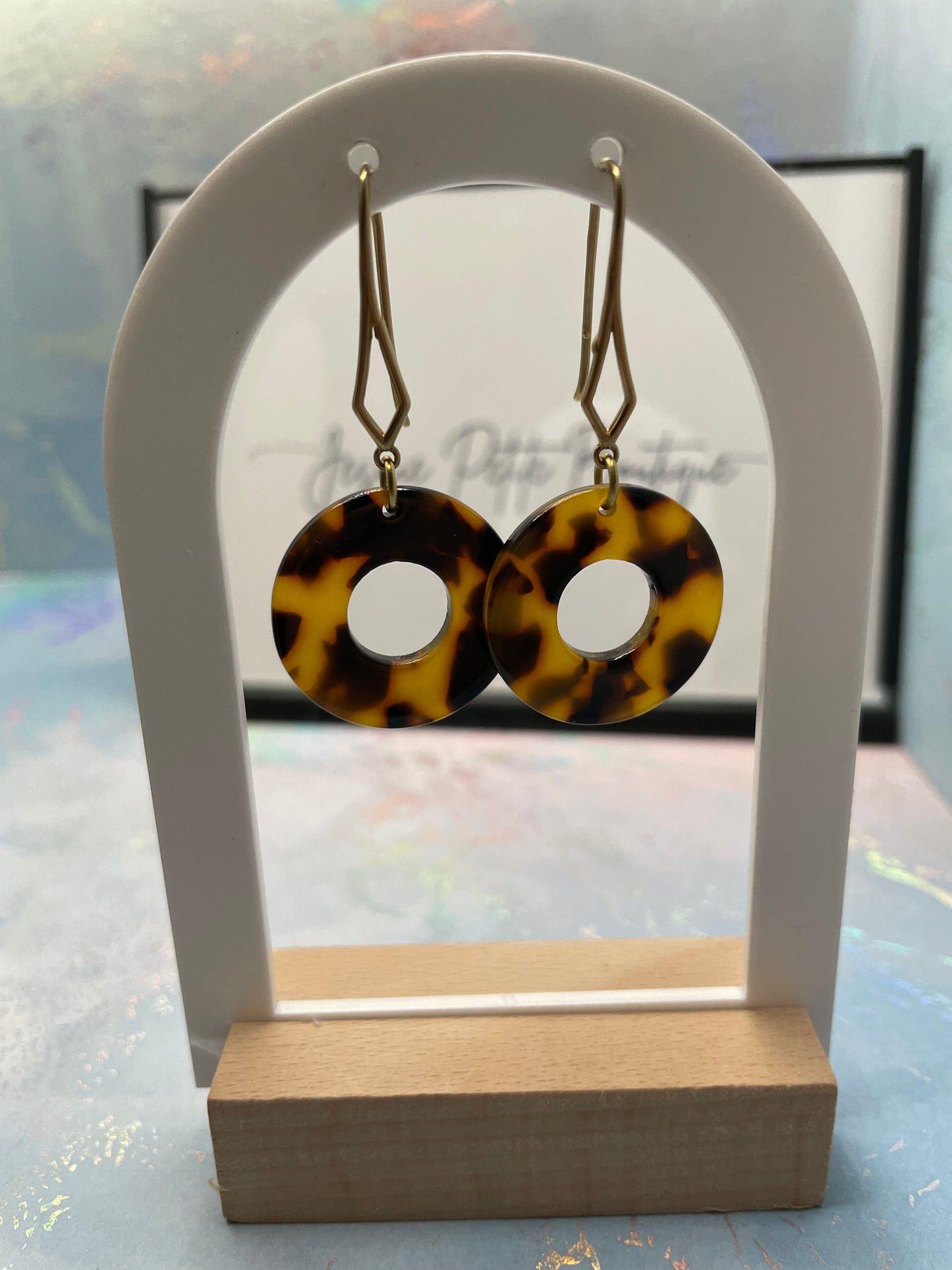 Boucles d'oreilles beigne en acrylique tortoise-Sans Nickel