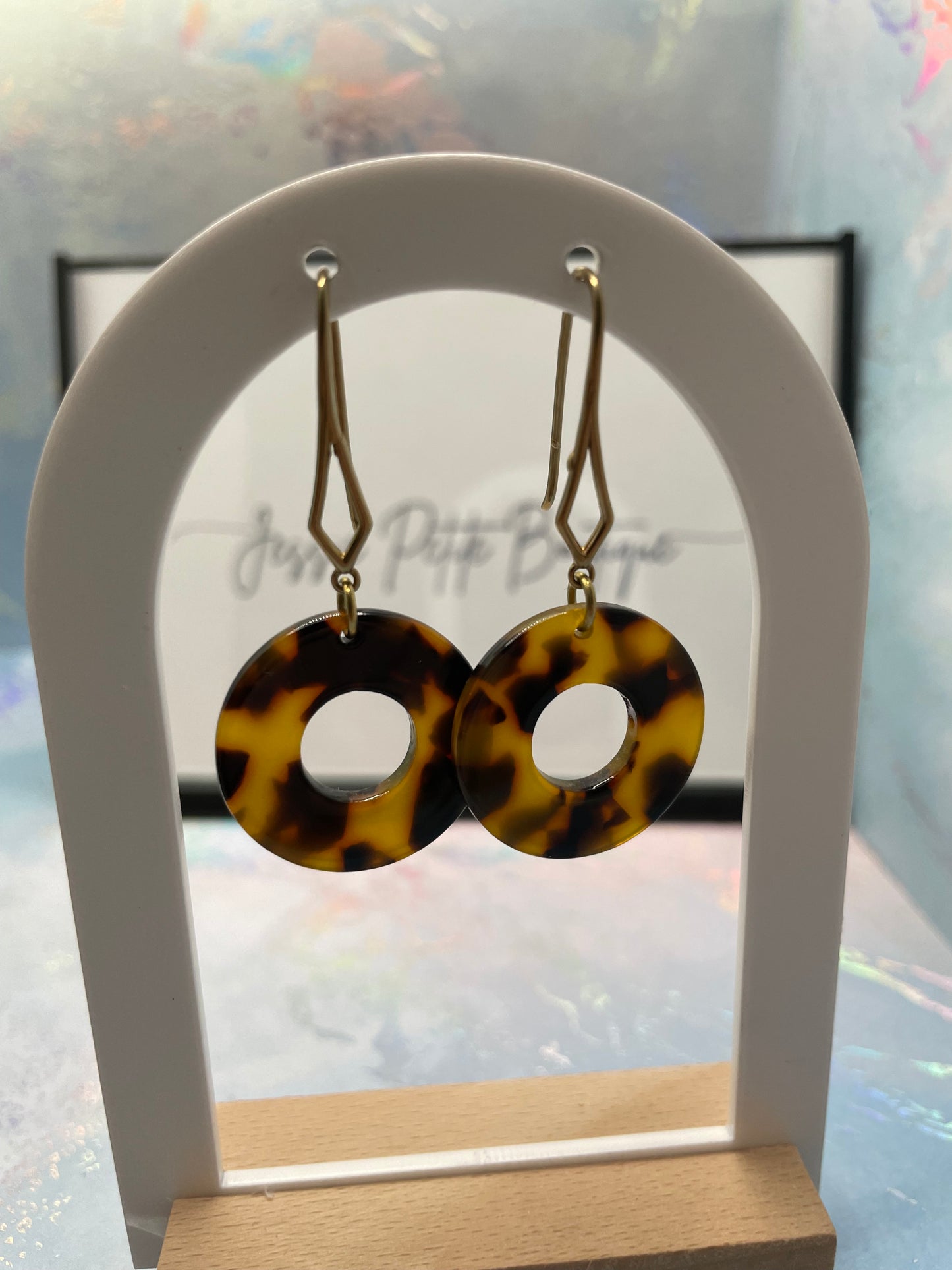 Boucles d'oreilles beigne en acrylique tortoise-Sans Nickel