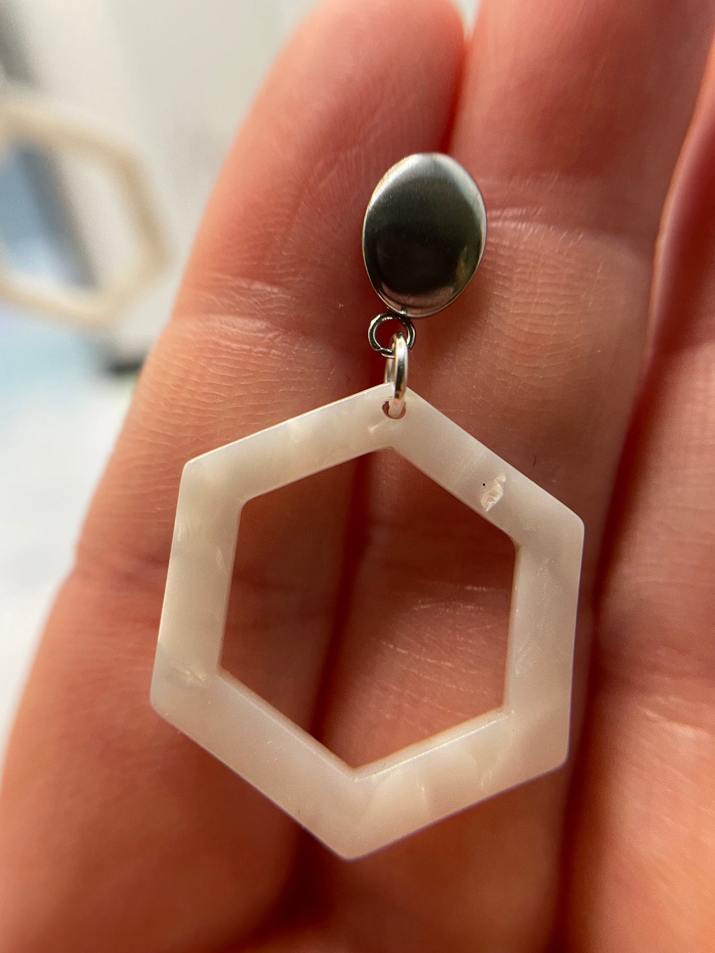 Boucles d'oreilles hexagon acrylique blanc - Acier Inoxydable