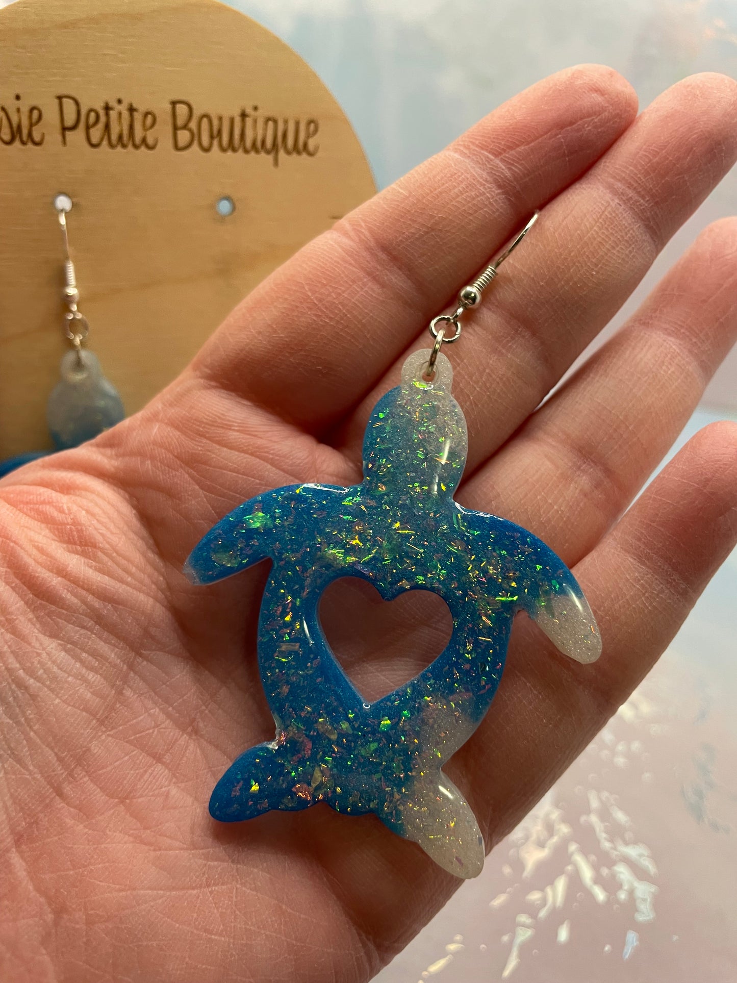 Boucles d’oreilles tortue en résine avec cœur ajouré-Sans Nickel