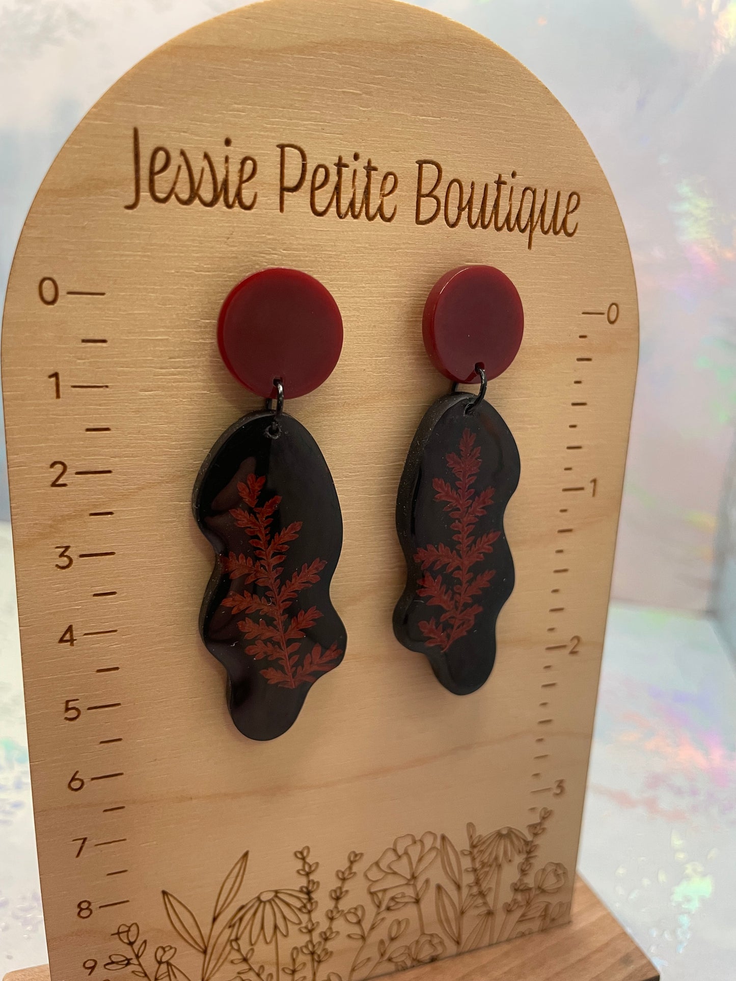 Stacey – Boucles d’oreilles botaniques noir et rouge-Sans Nickel