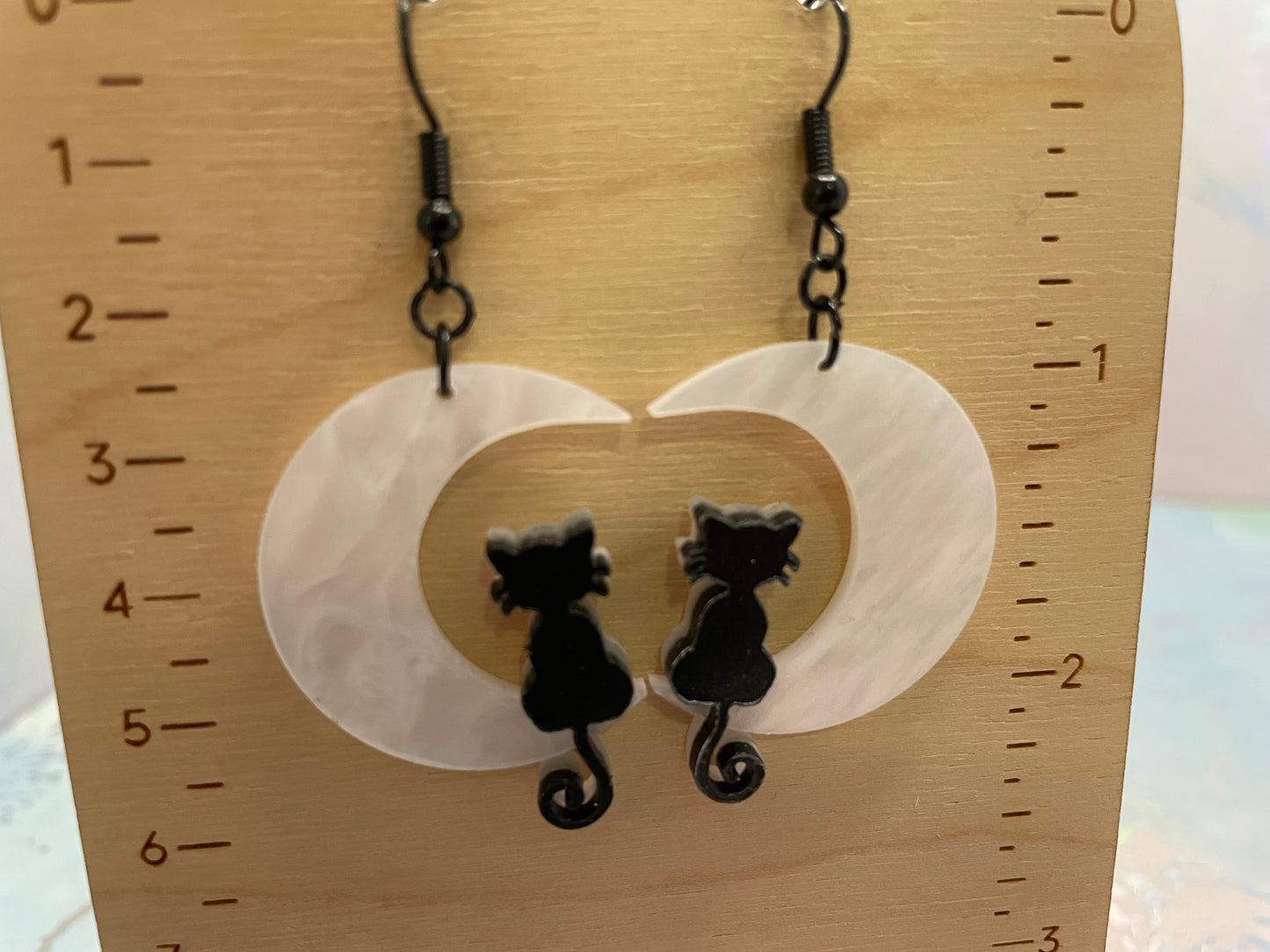 Boucles d’oreilles Chat Noir sur Lune