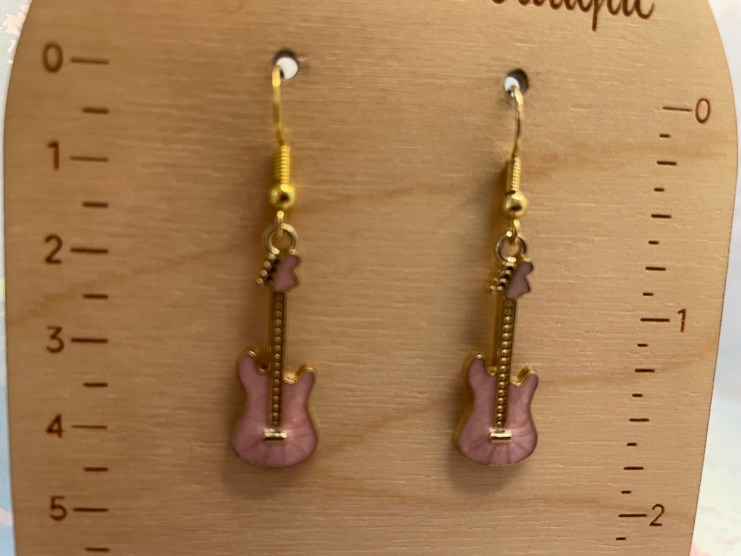 Boucles d’oreilles guitare électrique mini –Sans Nickel