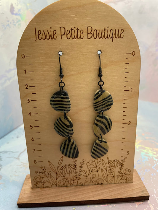 Boucles d’oreilles pendantes à rayures noires et moutarde-Sans Nickel