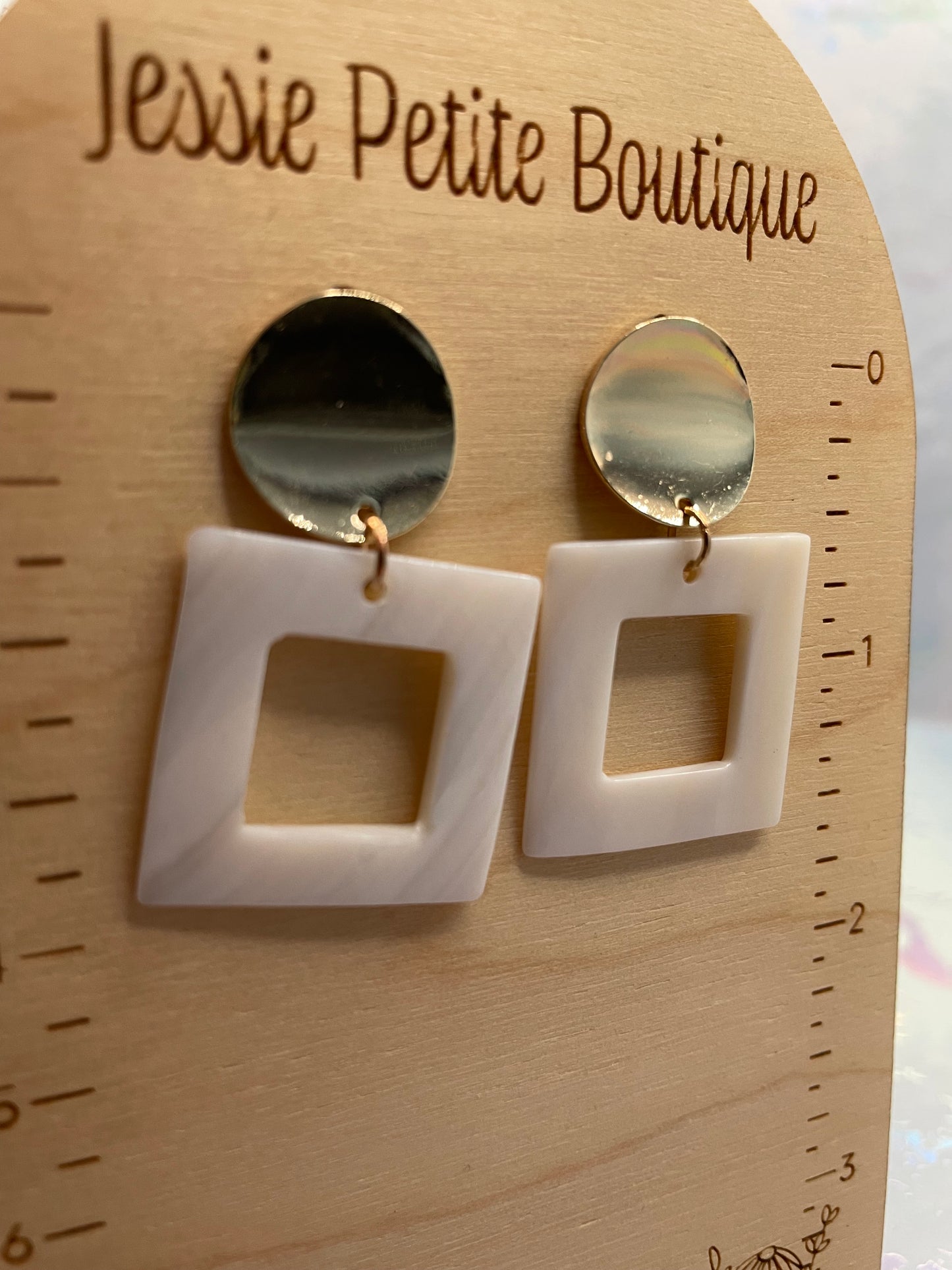 Boucles d’oreilles carrées en coquillage-Sans Nickel