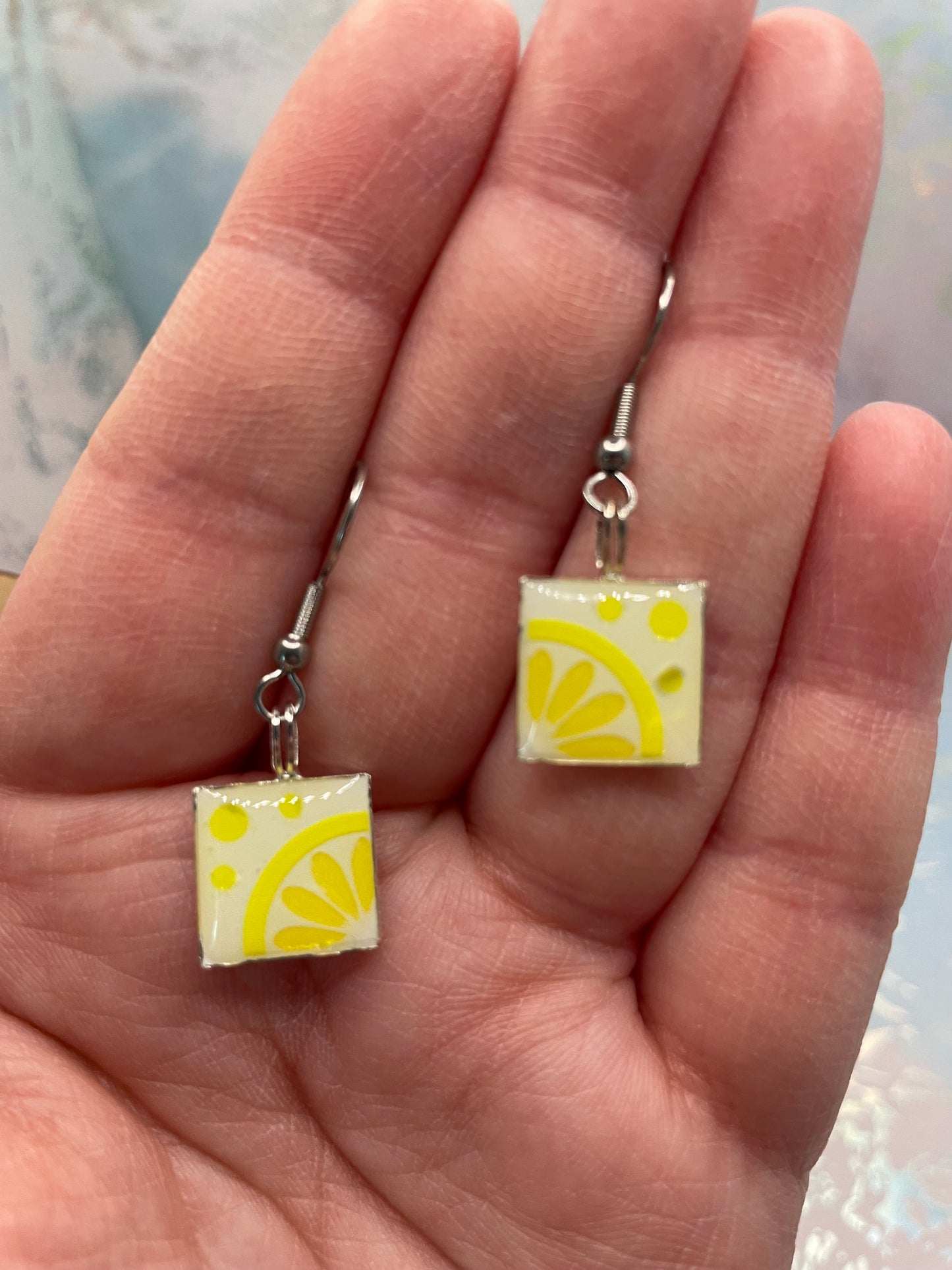 Boucles d’oreilles carrées citron/lime en résine-Acier Inoxydable