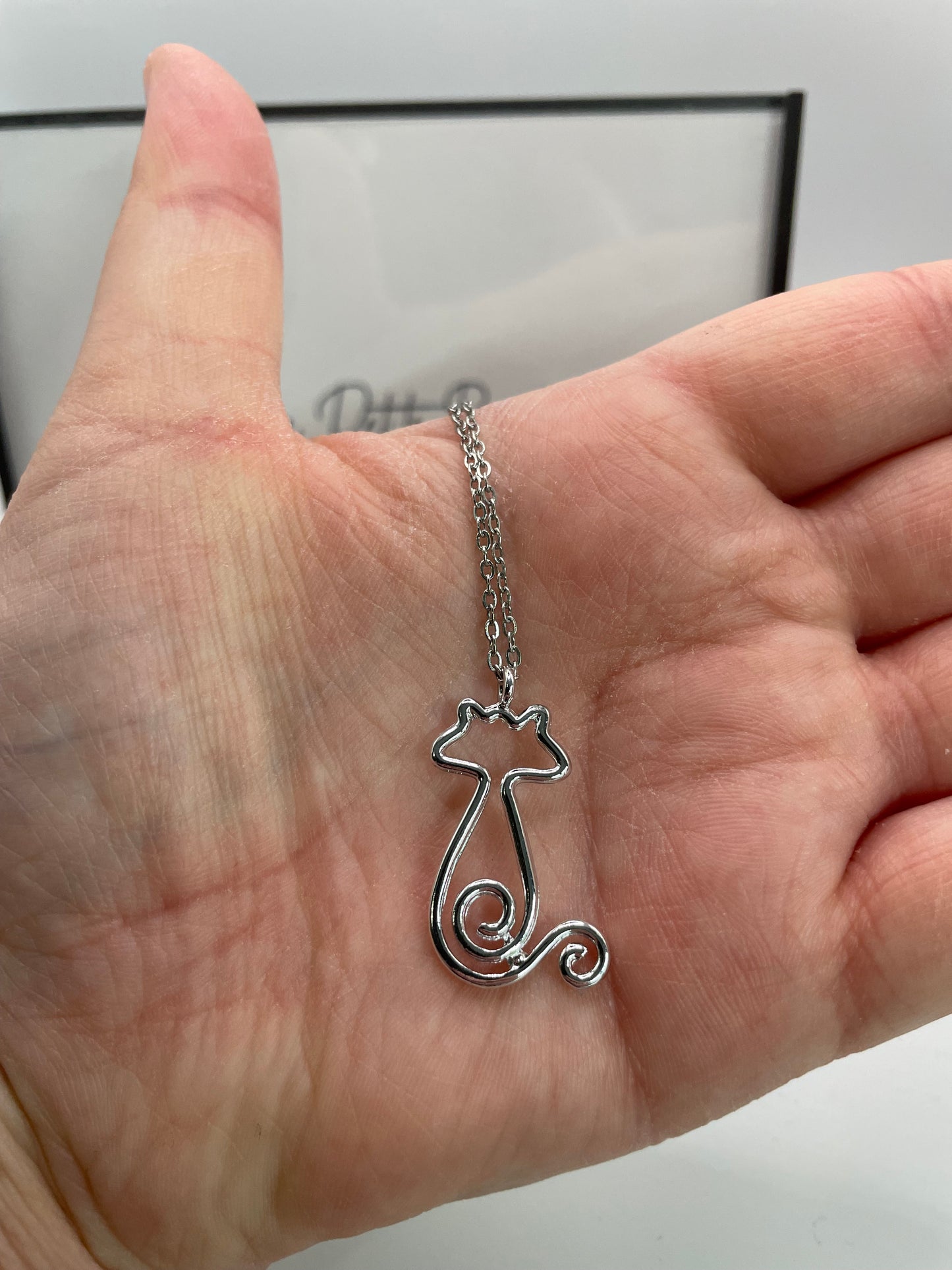 Collier minimaliste de chat argente
