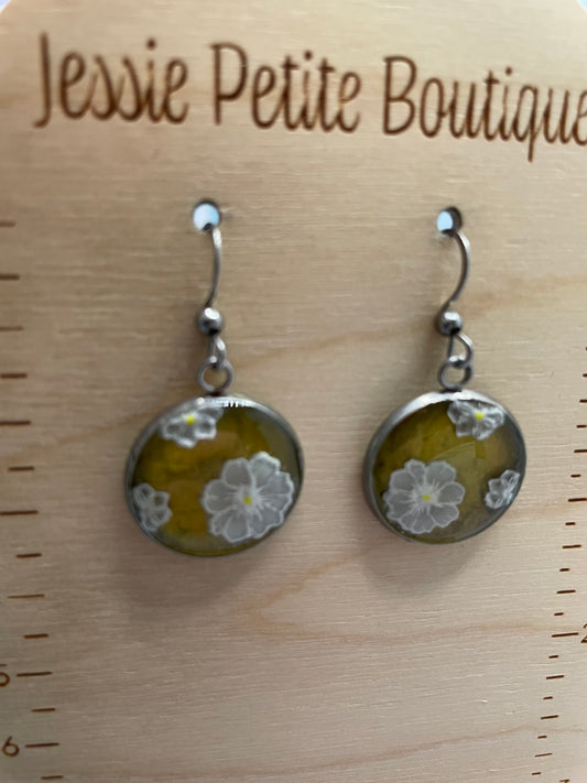 White Floral Earrings on Green Background-Stainless Steel
