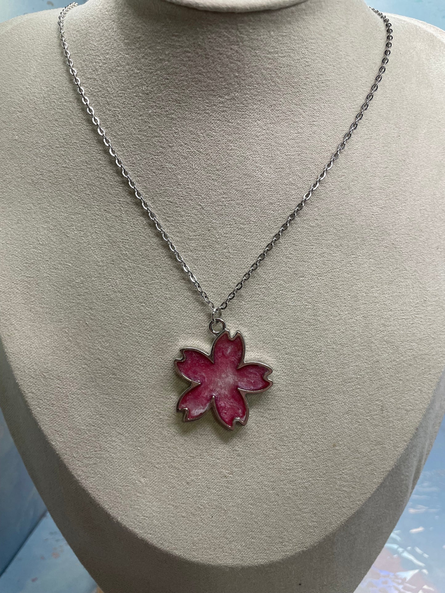 Collier Pendentif Fleur de Cerisier 