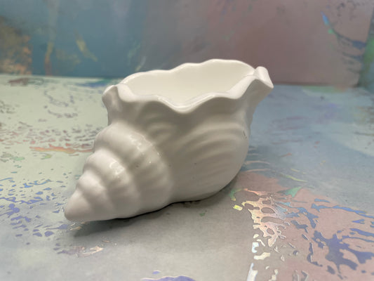 Small White Shell Eco-Resin Container