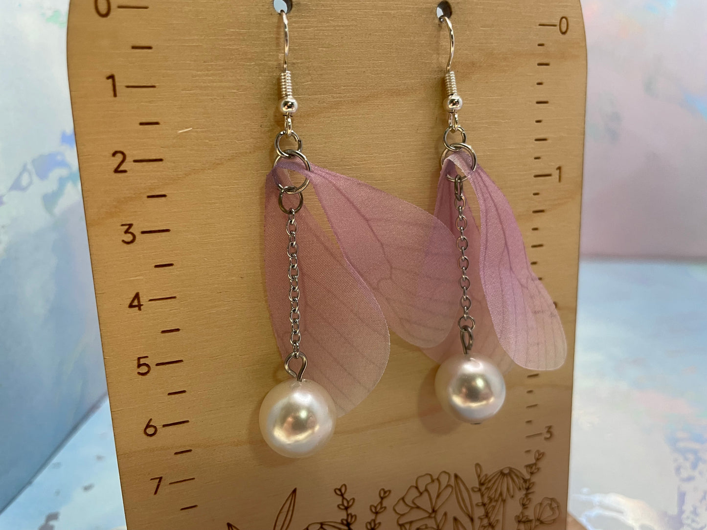 Boucles d’oreilles pendantes ailes de papillon avec billes