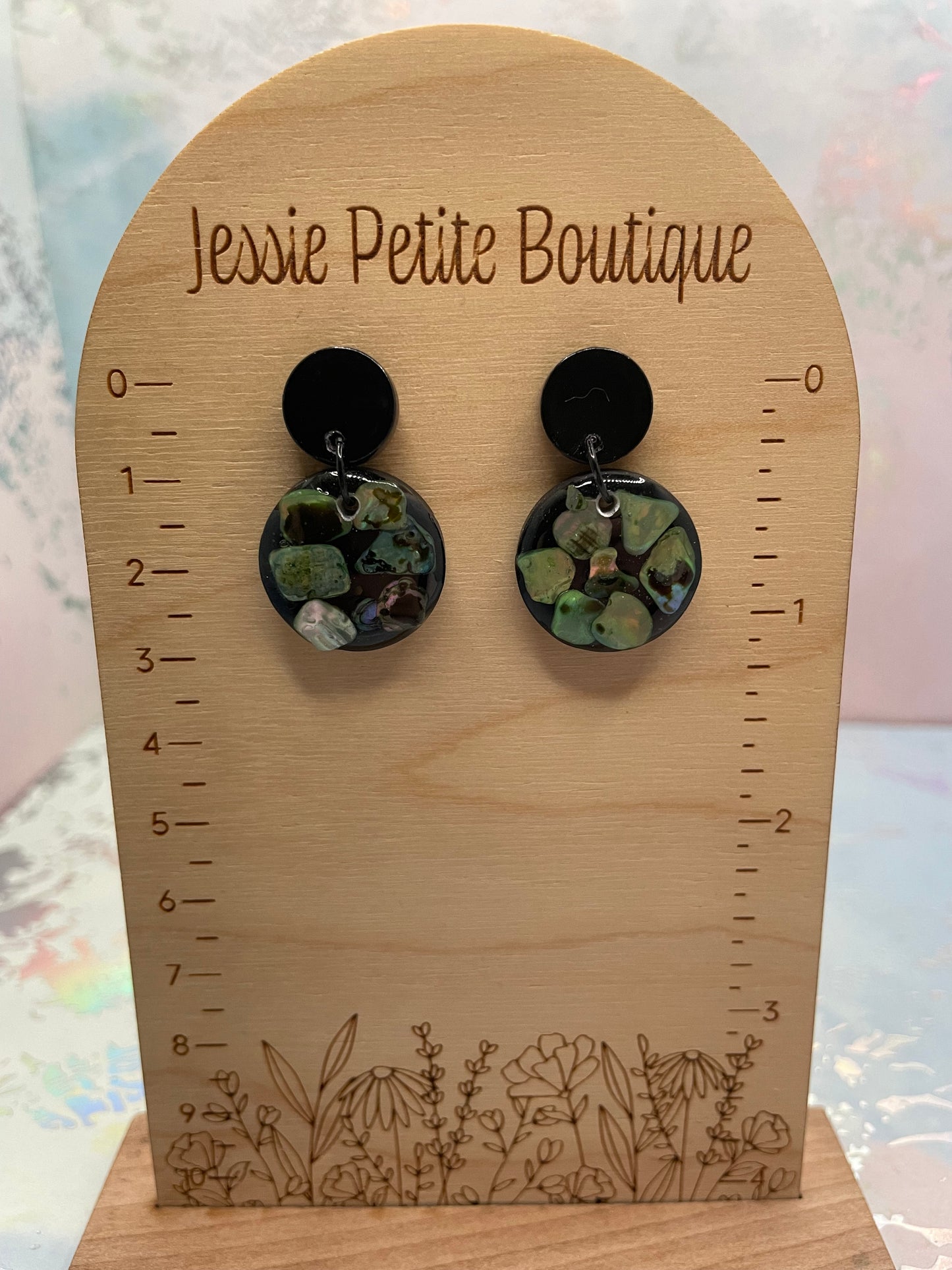 Green Shell Mosaic Round Earrings