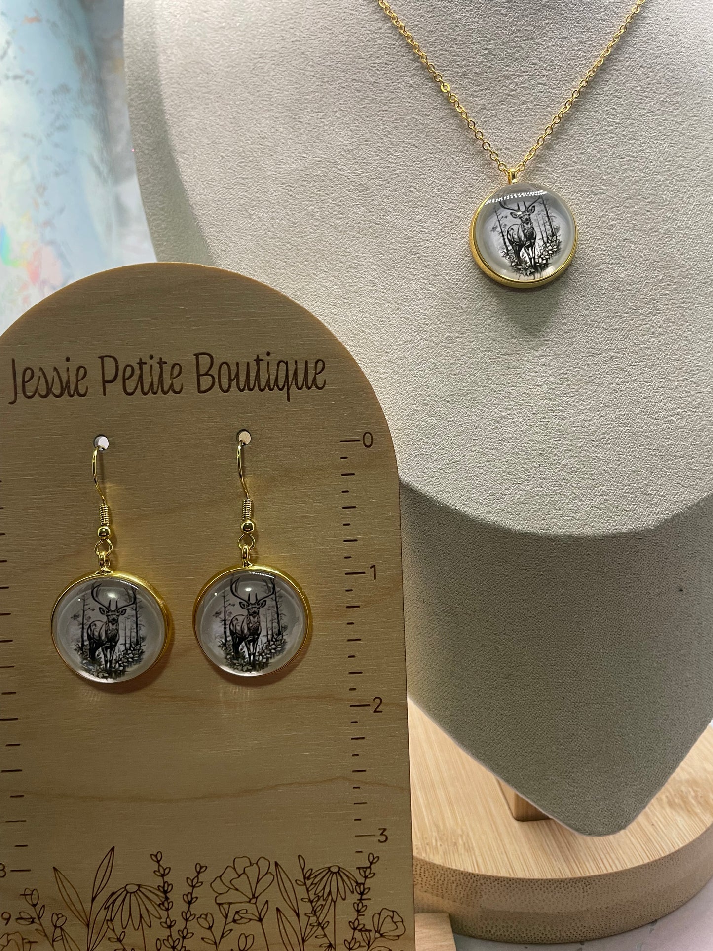 Gold Bezel Wildlife SET