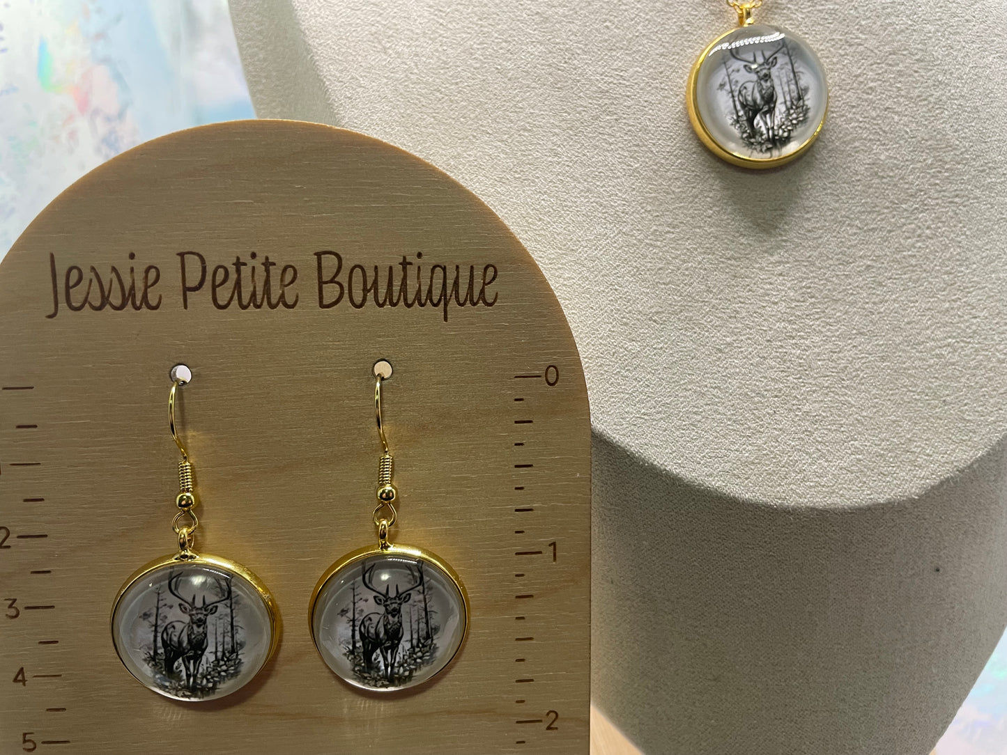 Gold Bezel Wildlife SET