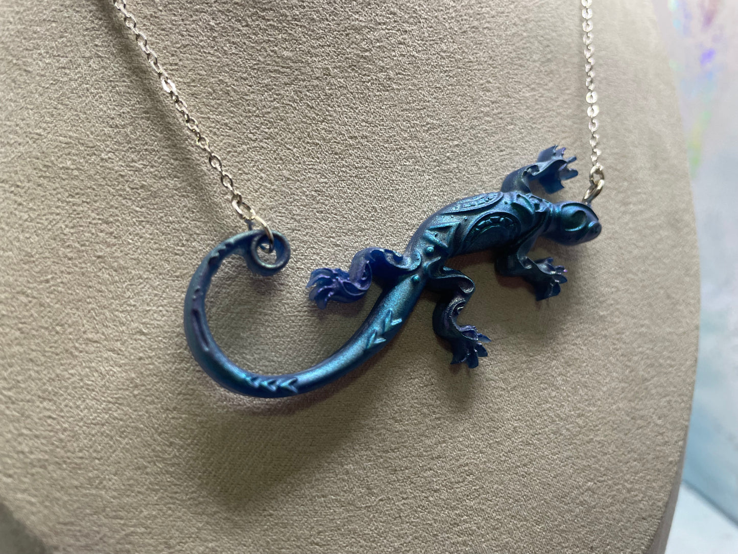 Collier Gecko