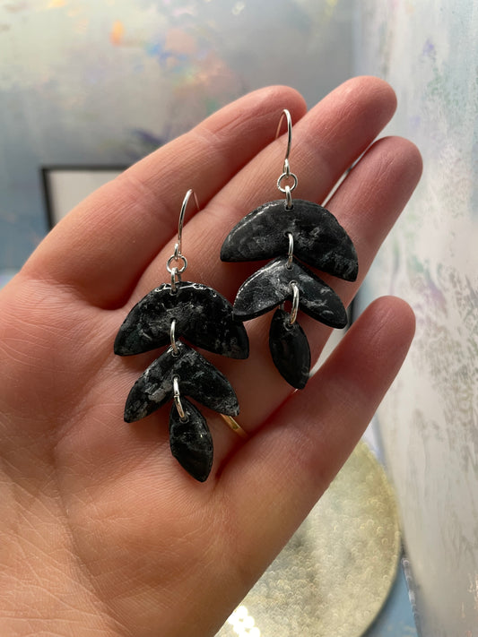 fleur d'argile noire et grise - sans nickel