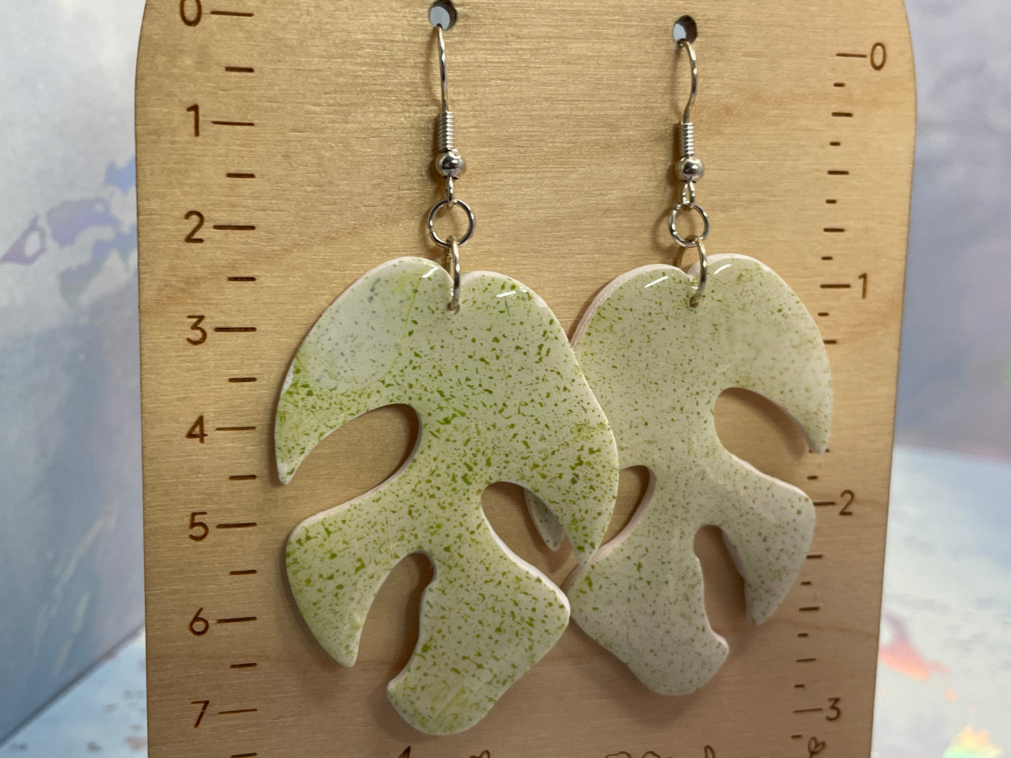 Boucles d’oreilles Feuille Monstera Vert Sauge