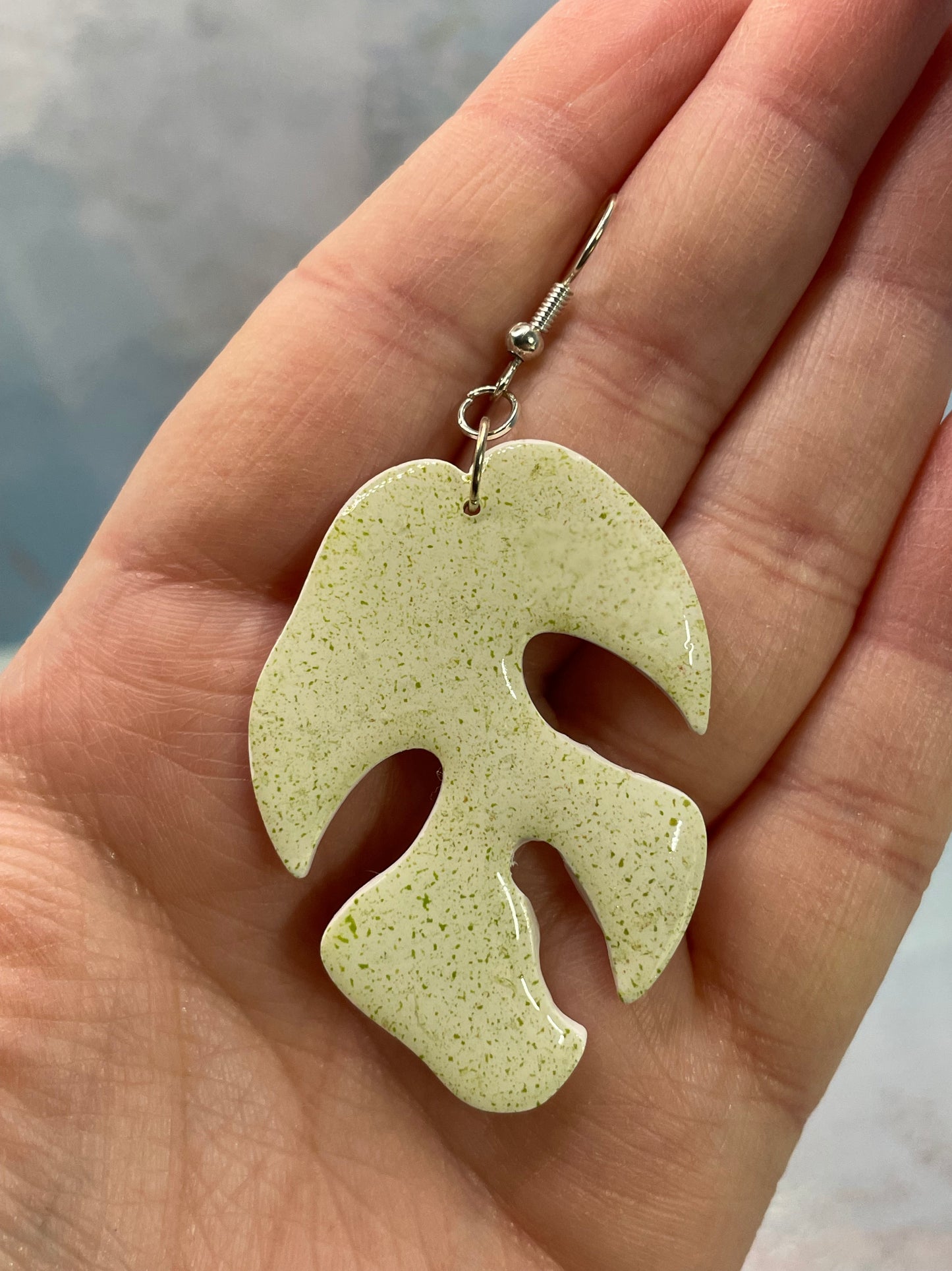 Boucles d’oreilles Feuille Monstera Vert Sauge