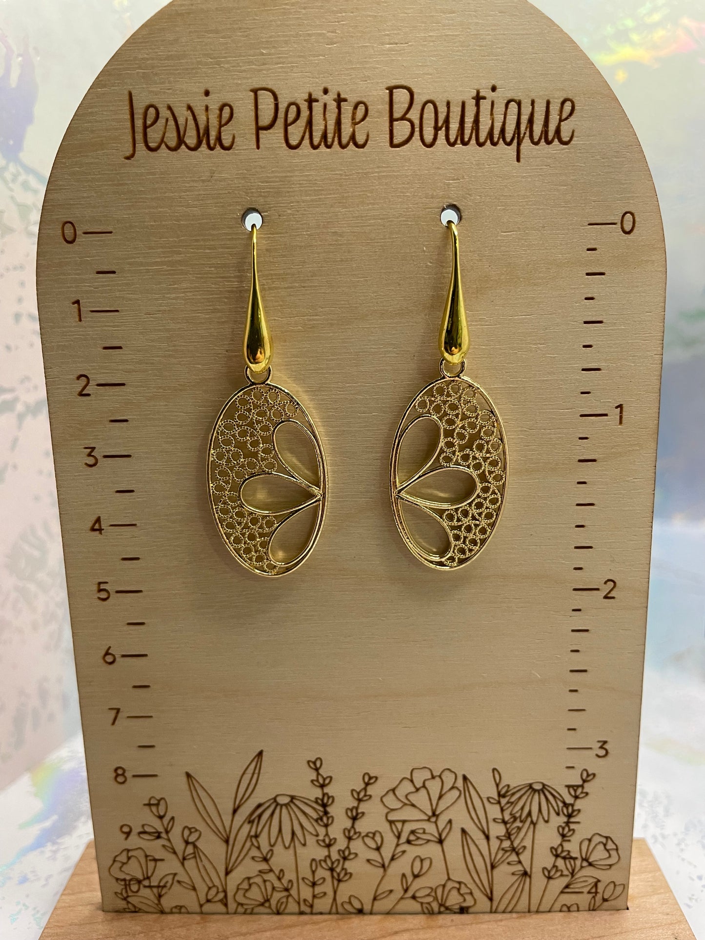 Boucles d'oreilles fleurs oval en or 