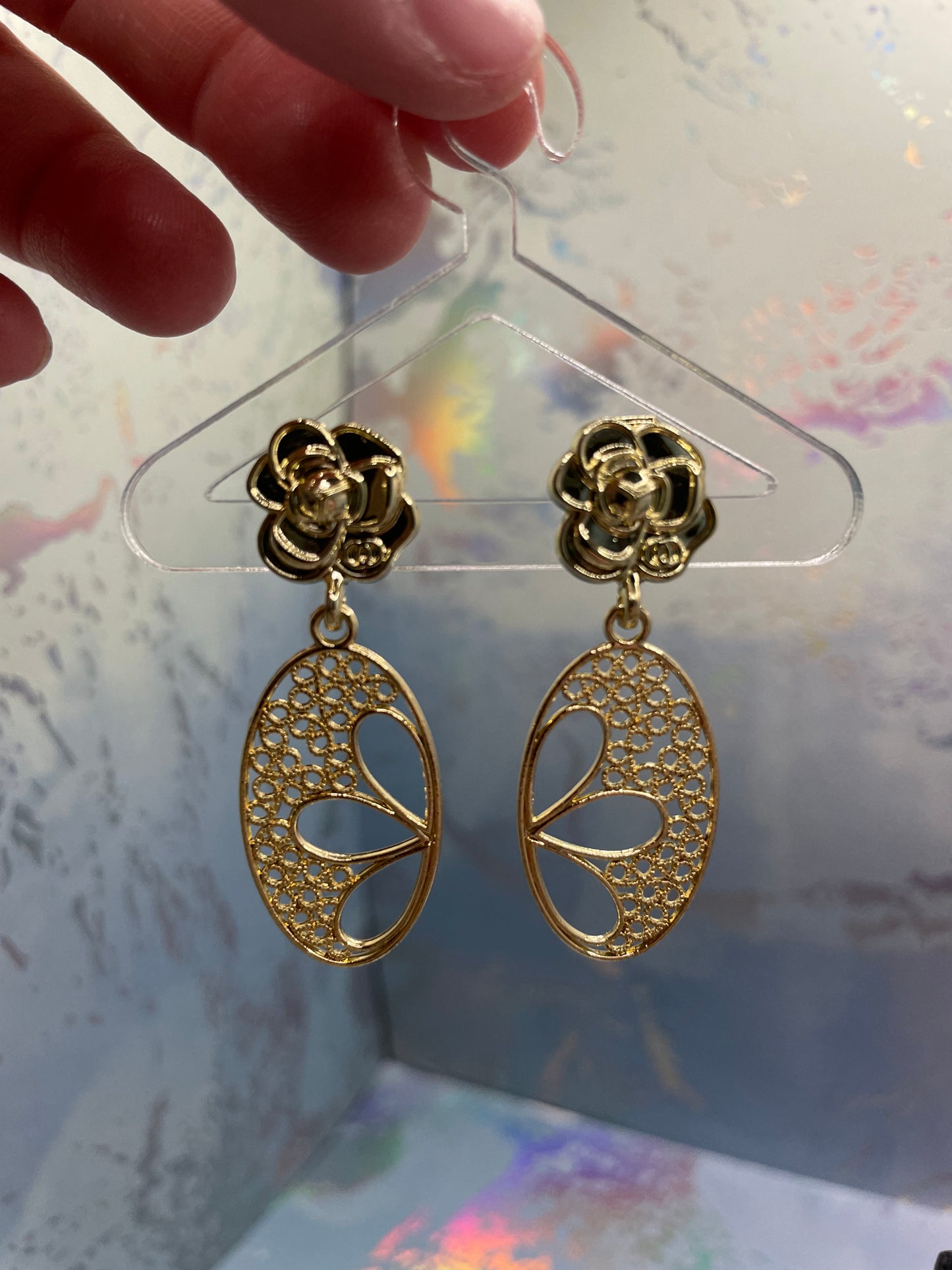 Boucles d'oreilles fleurs oval en or 