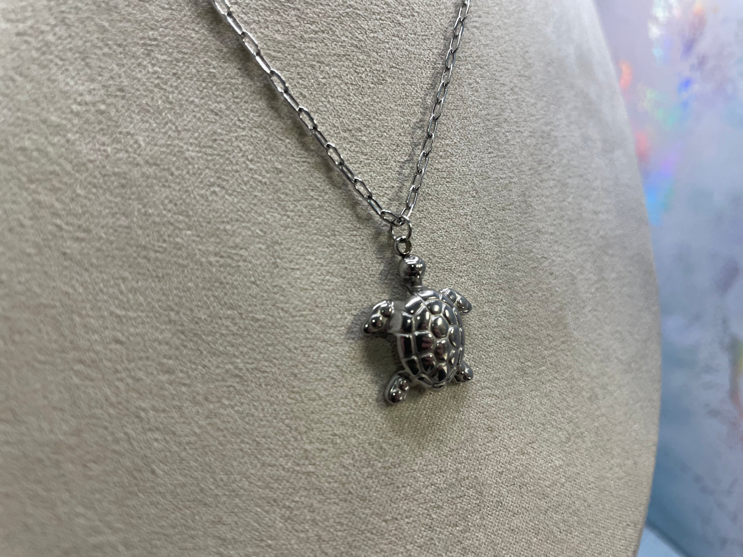Collier tortue argentée – Collier minimaliste avec pendentif tortue de mer