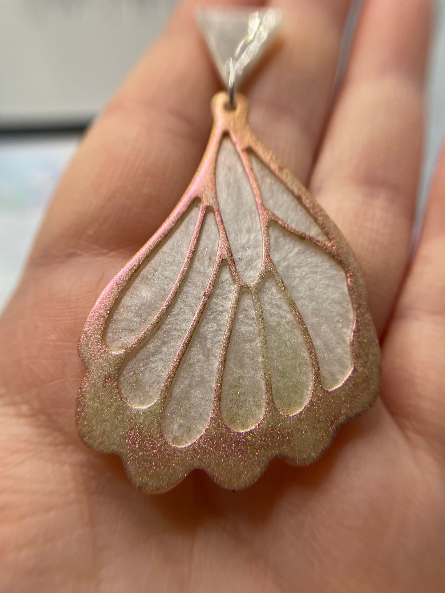 Boucles d'oreilles ailes de papillon champagne - Sans nickel