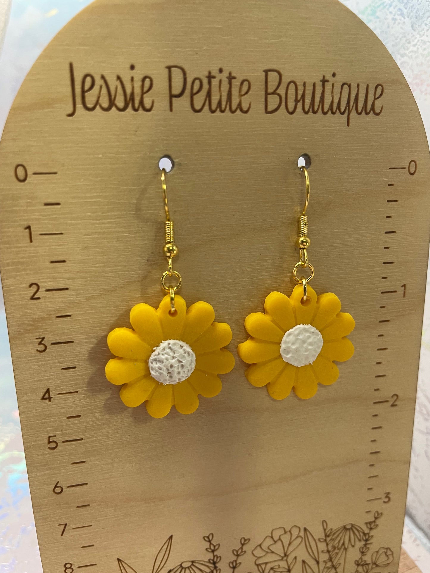 Sunny Yellow Daisy Flower Earrings