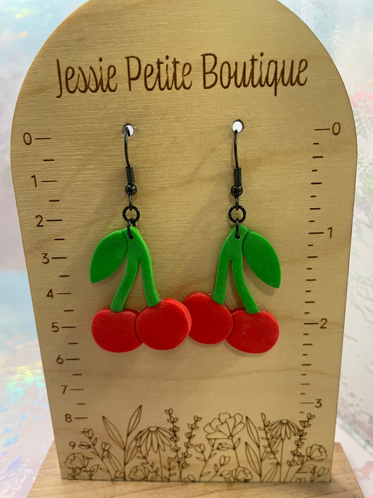 Boucles d’oreilles cerises en argile polymère
