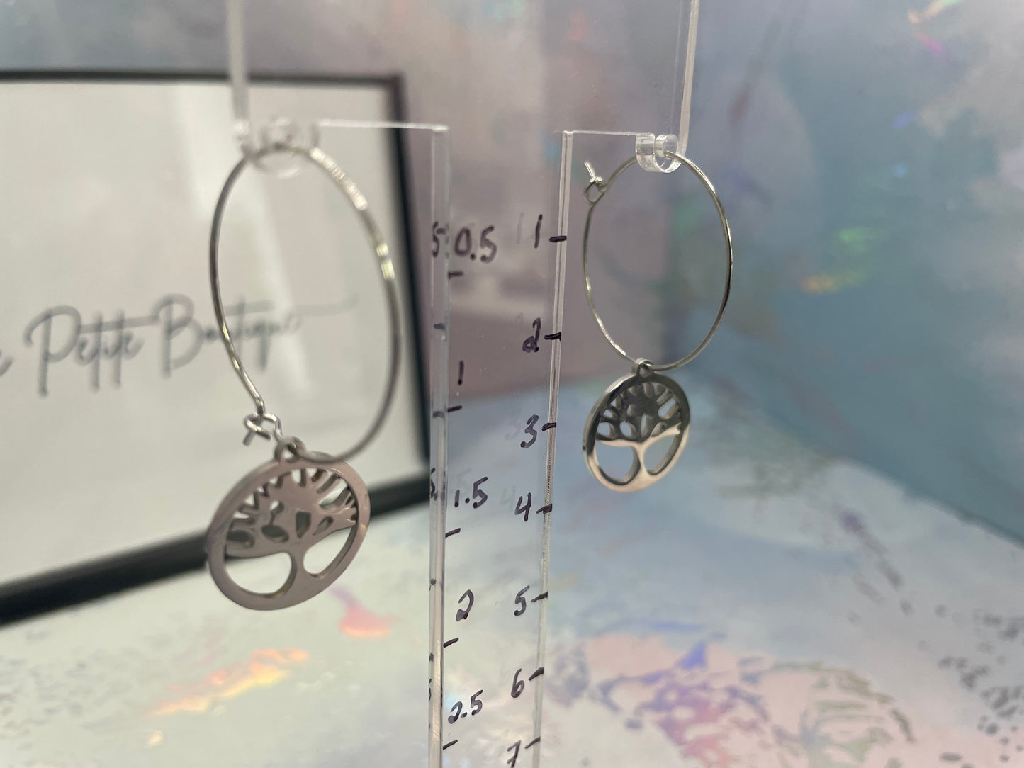 Boucles d’oreilles créoles arbre de vie argent – Acier inoxydable minimaliste