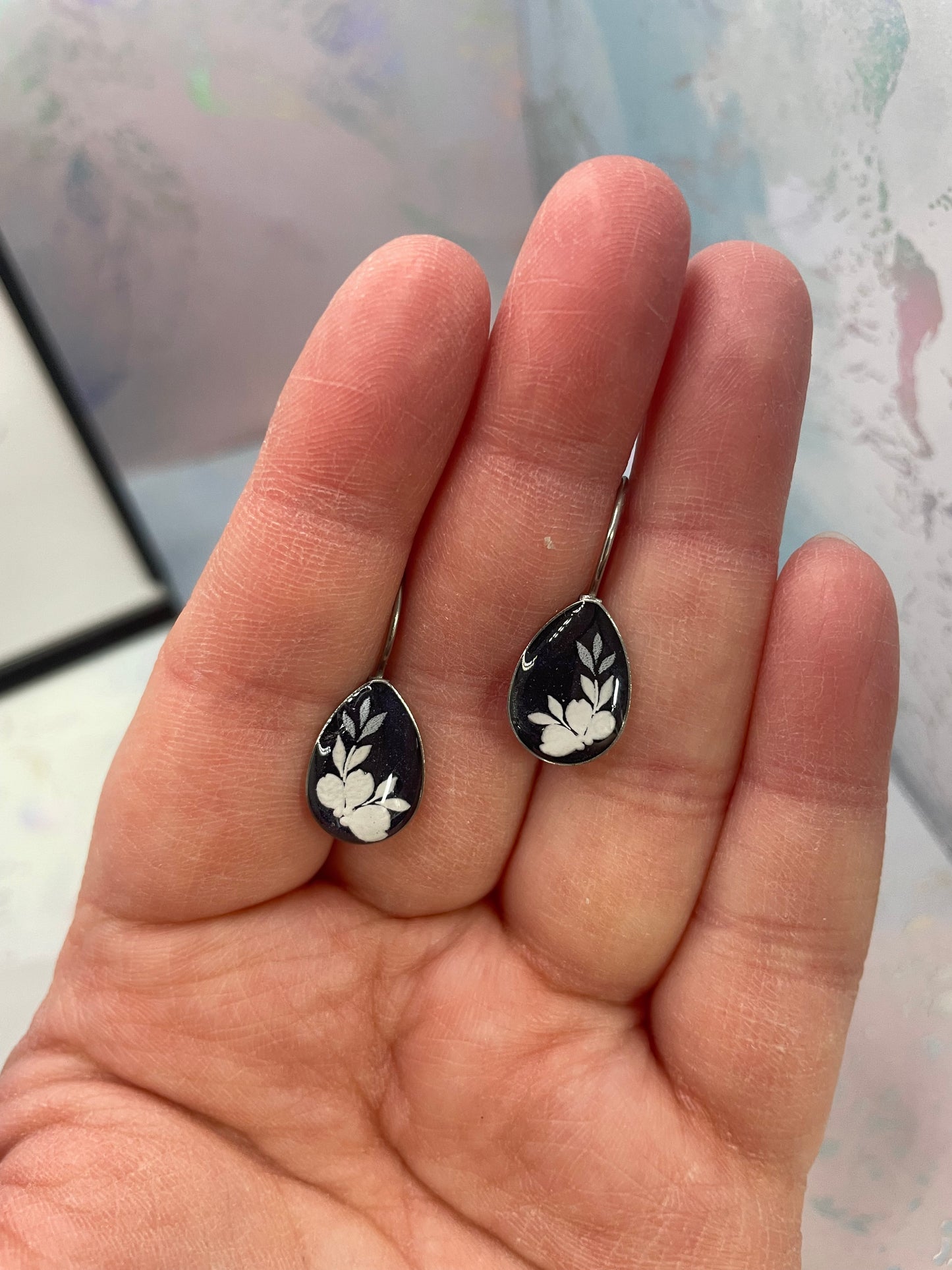 Midnight Blue Floral Teardrop Earrings – White Flower Resin Cabochon Lever Back