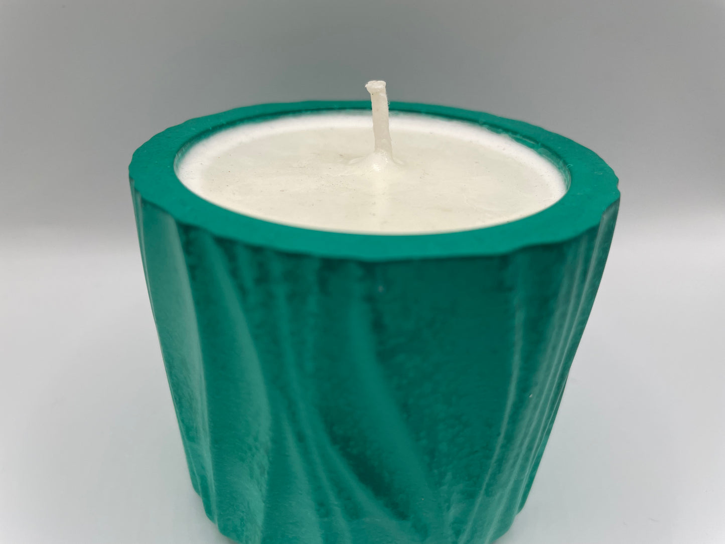 Green Eco-Resin Candle – Clean Lemon Soy Wax
