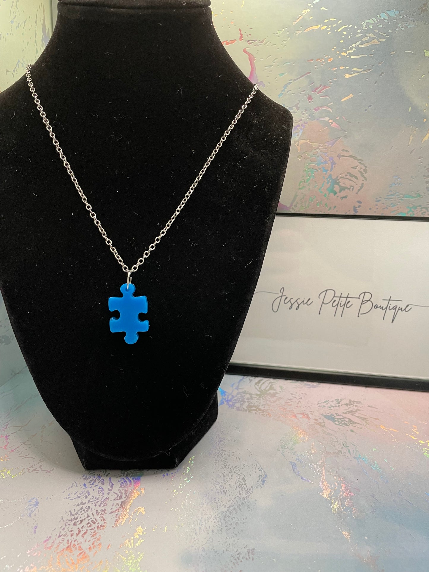 Collier morceau de casse tete bleu - 22''