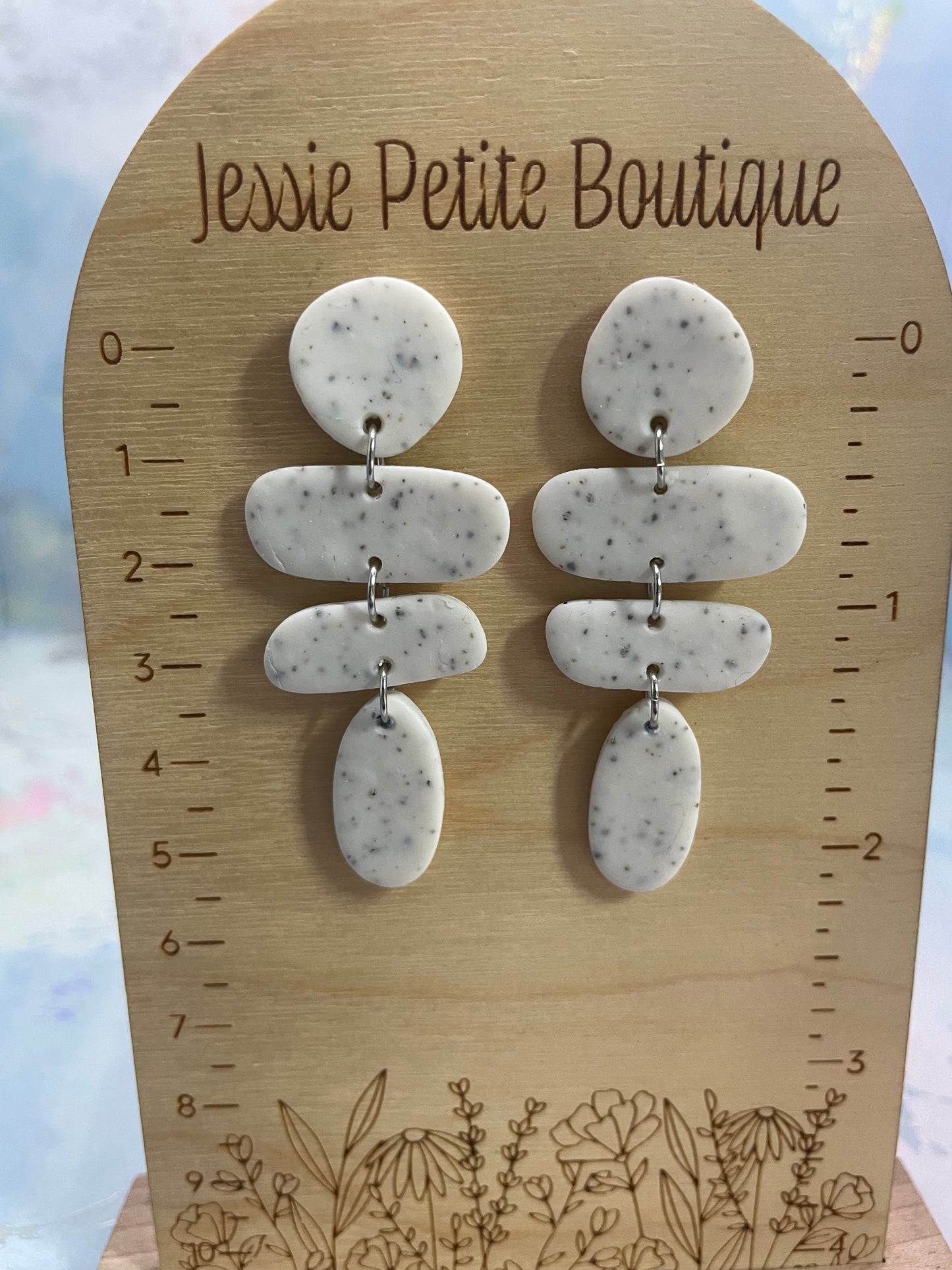 Boucles d’oreilles géométriques abstraites en argile polymère