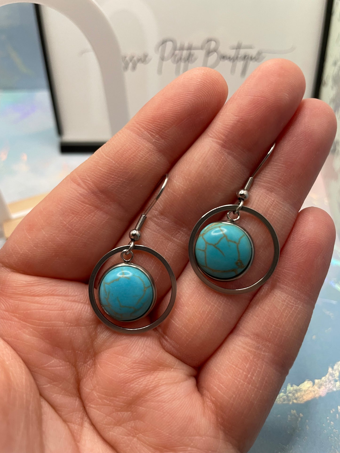 Boucles d'oreilles pendantes en turquoise naturelle