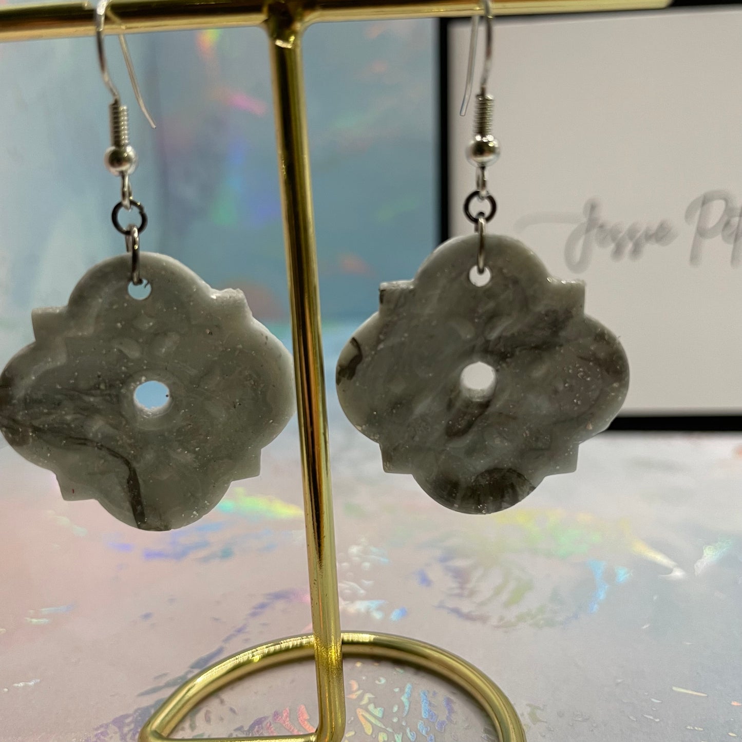 Boucles d'oreilles pendantes en argile marocaine bleu clair - Sans nickel