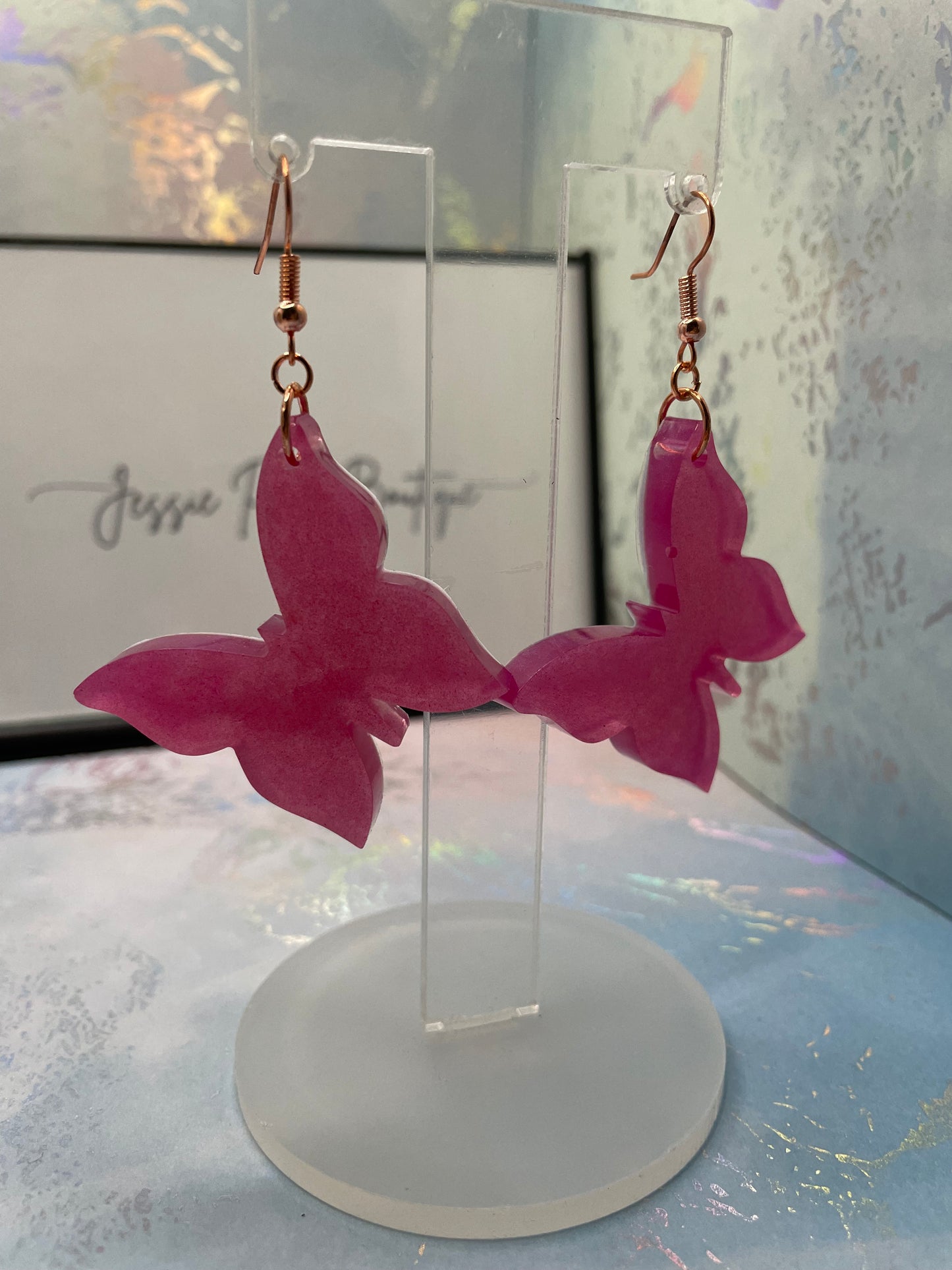 Boucles d'oreilles papillon rose