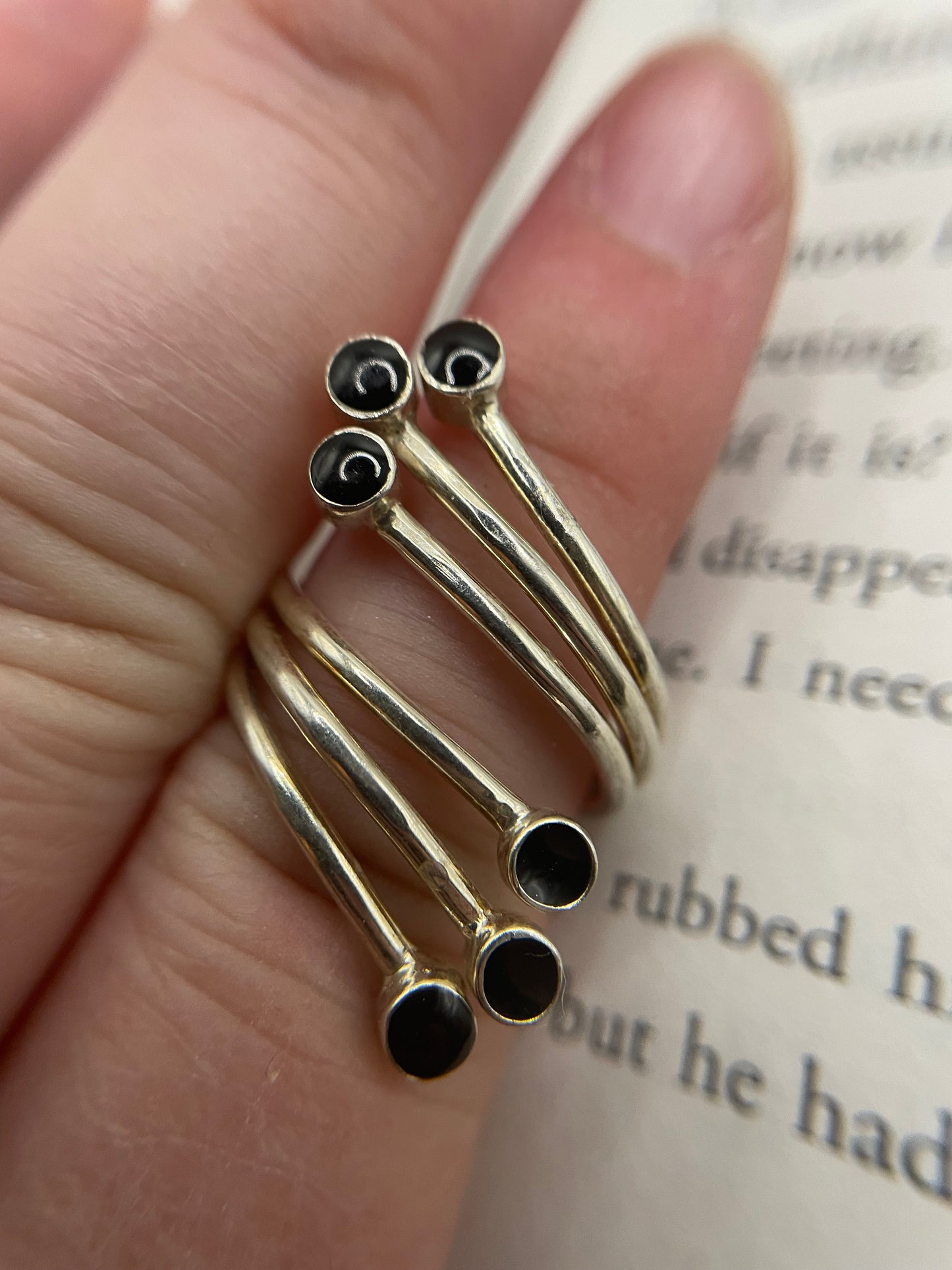 Six-Stone Adjustable Black Resin Ring-Size 8US