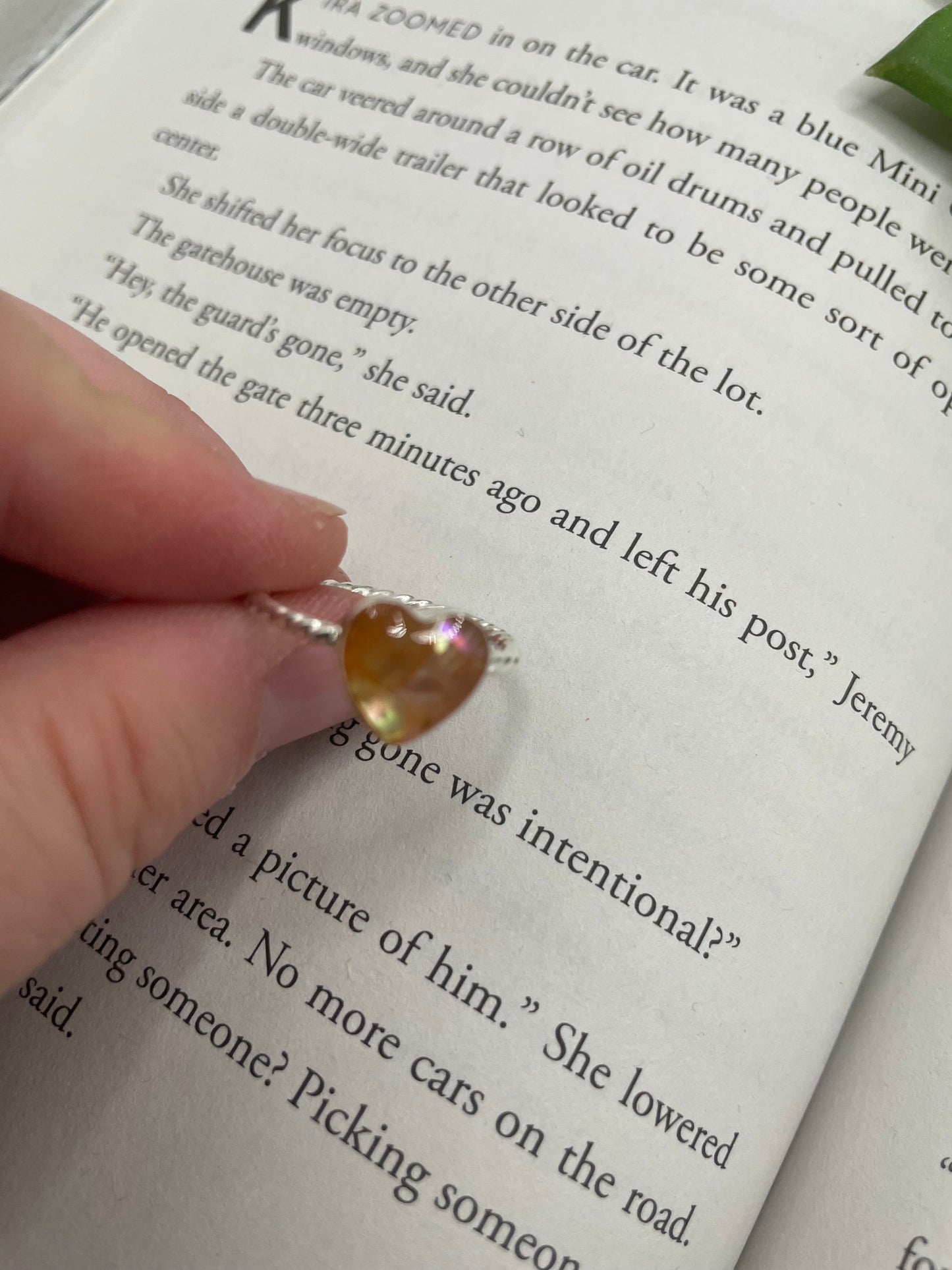 Pink Shell Heart Spiral Wire Ring-Size 8US