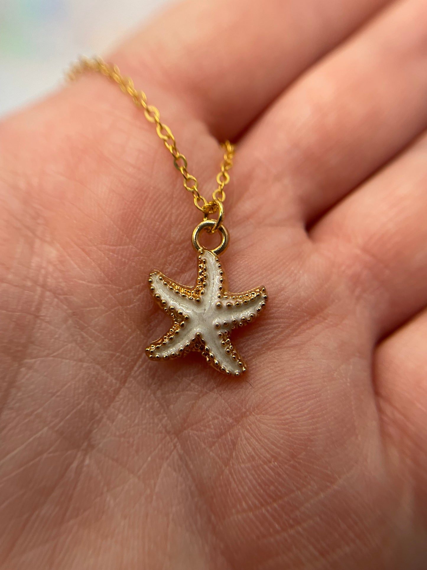 White Enamel Starfish 19'' Gold Chain -Nickel Free
